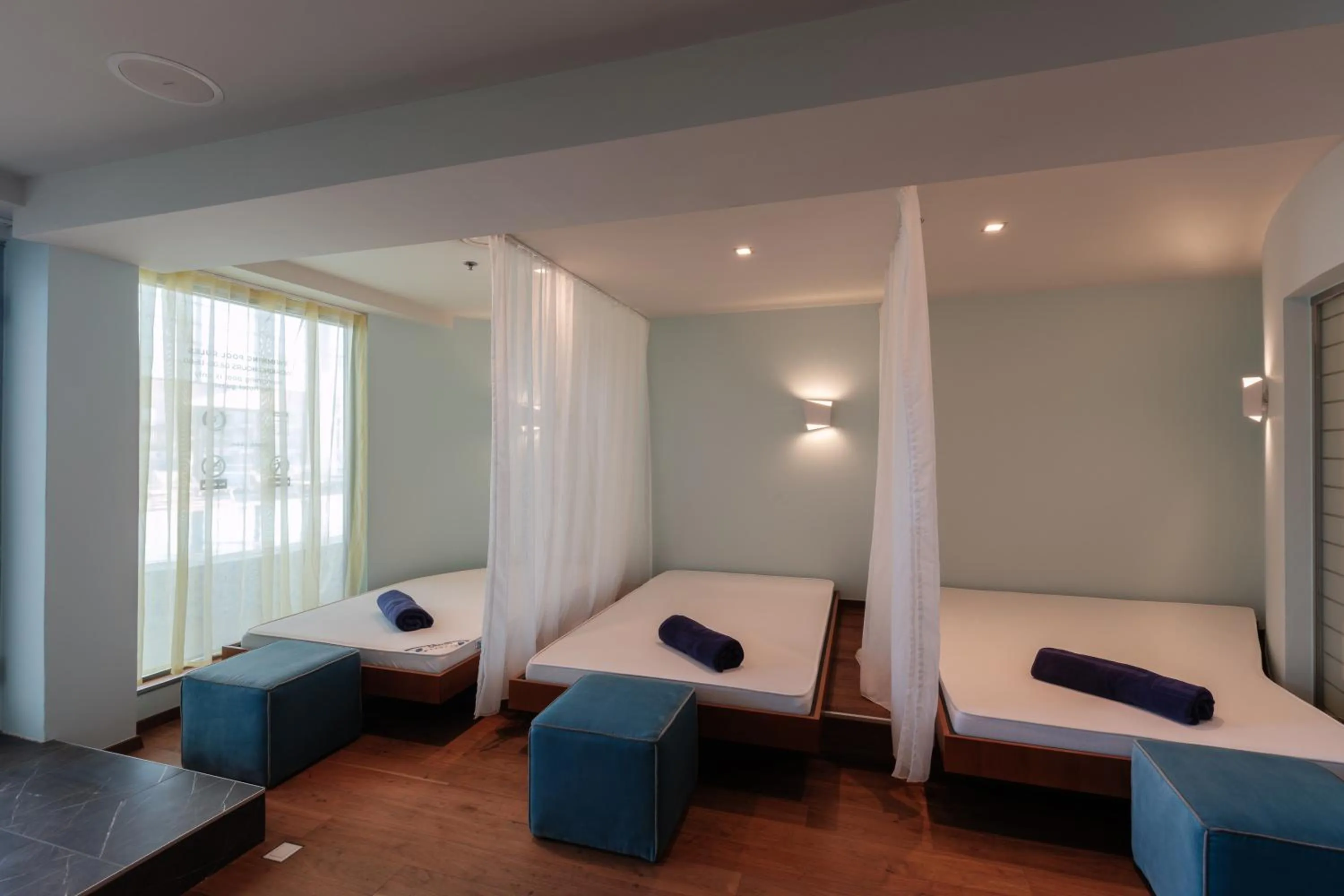 Spa and wellness centre/facilities, Bed in Eurostars Queen of Montenegro