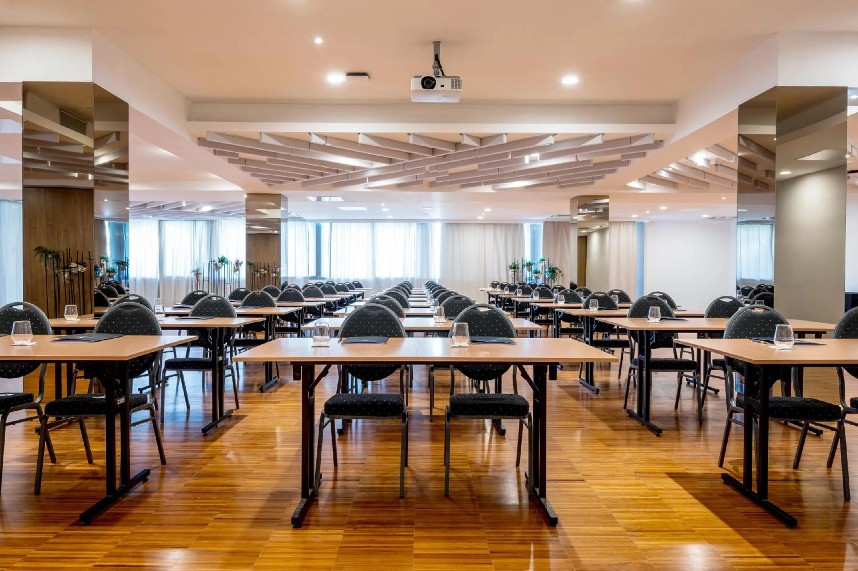 Meeting/conference room in Eurostars Queen of Montenegro