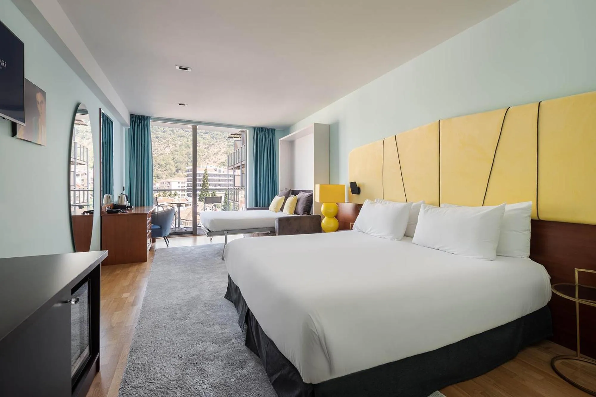 Bedroom, Bed in Eurostars Queen of Montenegro