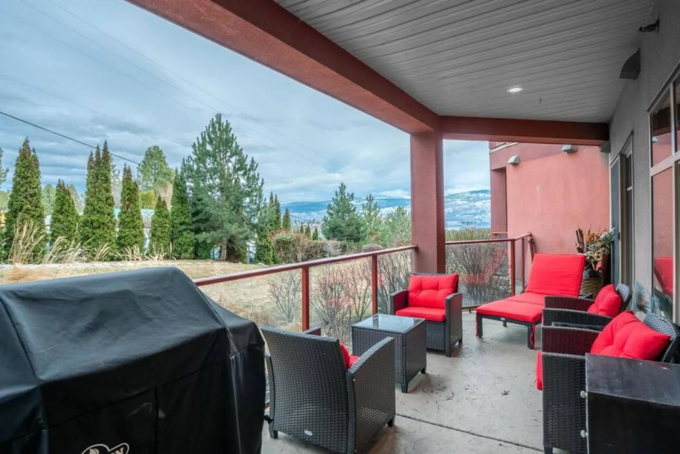 Fabulous Condo at Five Star Resort 209