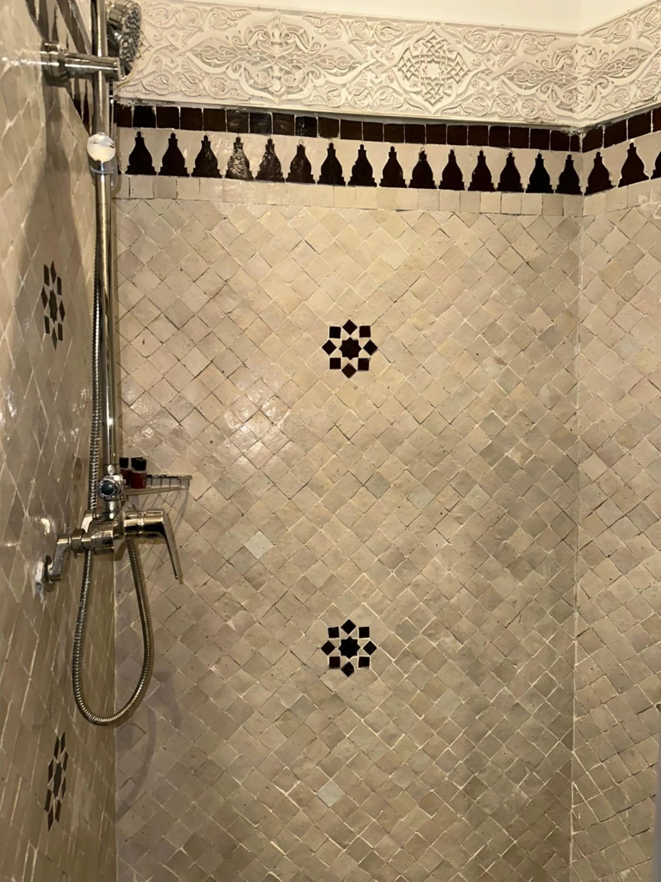 Shower in Riad Damia Suite & Spa