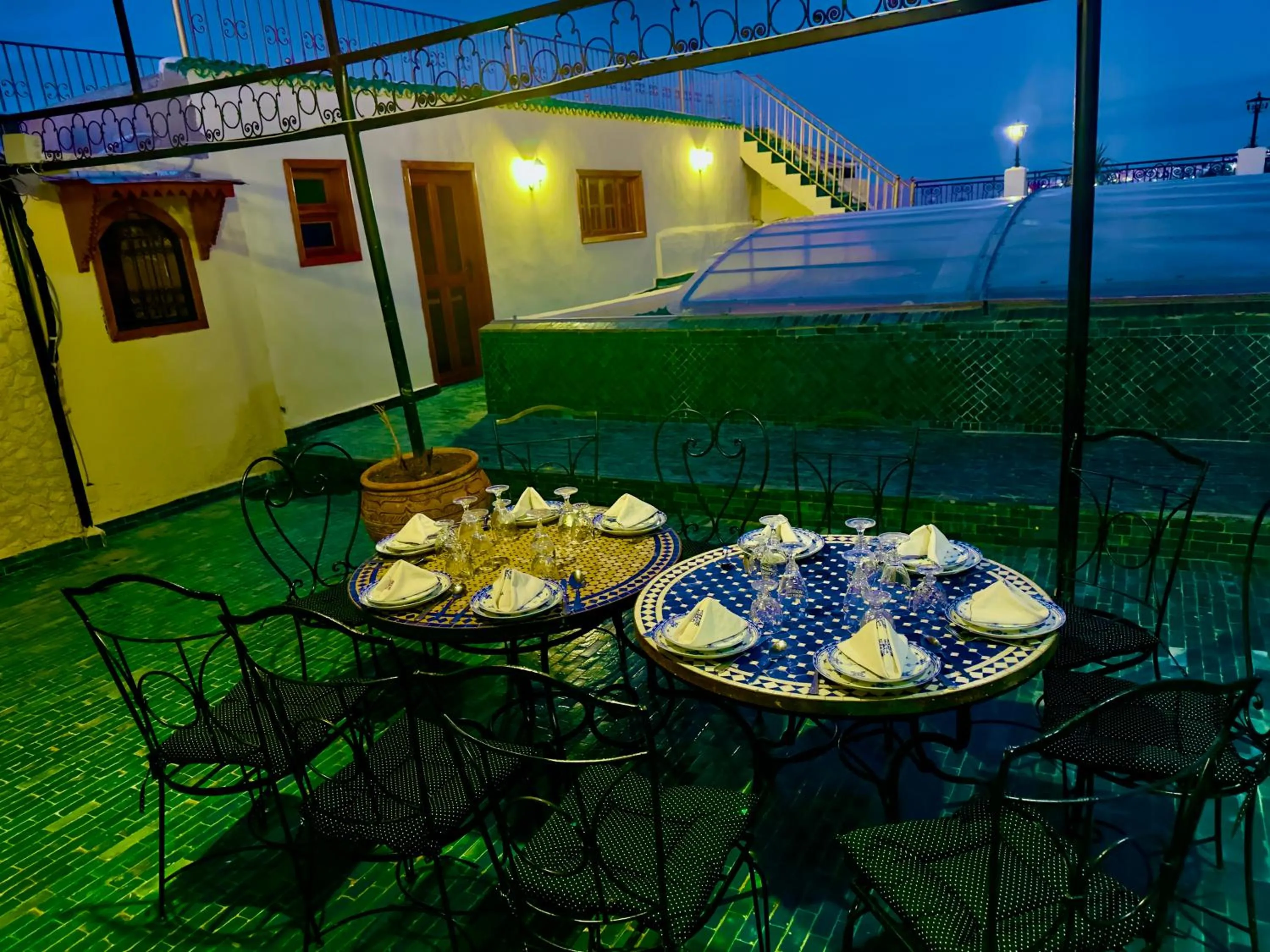 Restaurant/places to eat in Riad Damia Suite & Spa