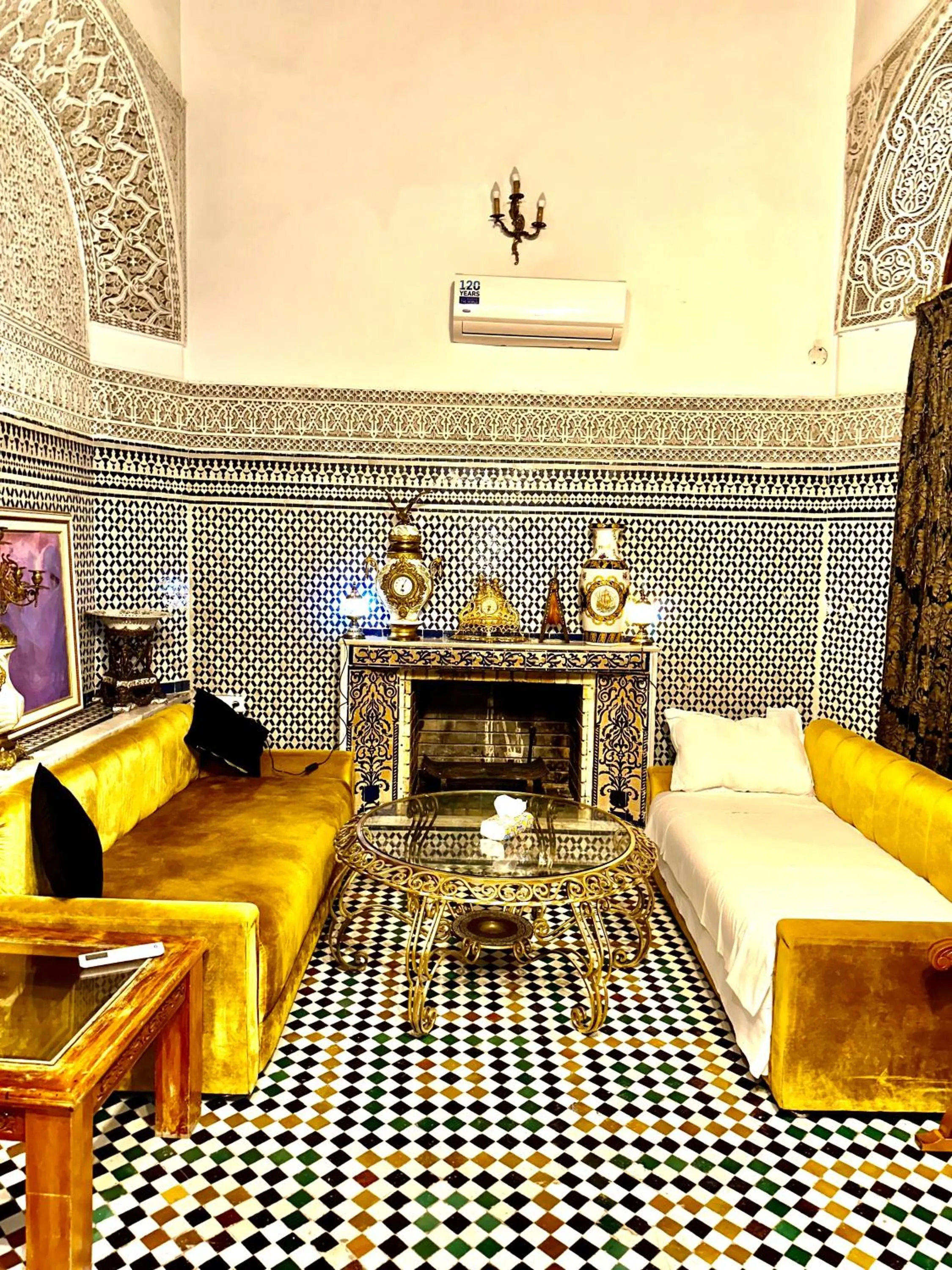 Living room in Riad Damia Suite & Spa
