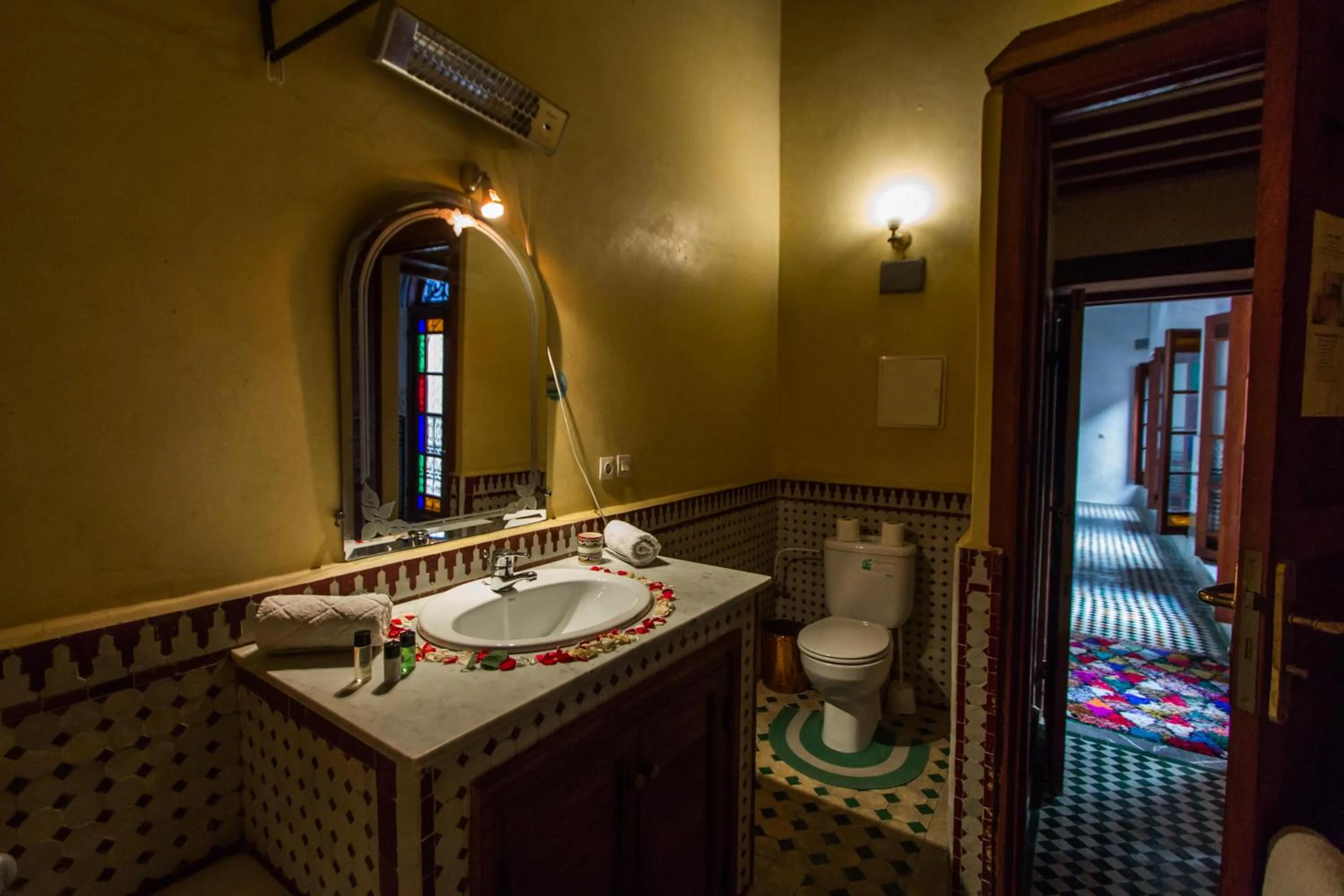 Bathroom in Riad Damia Suite & Spa