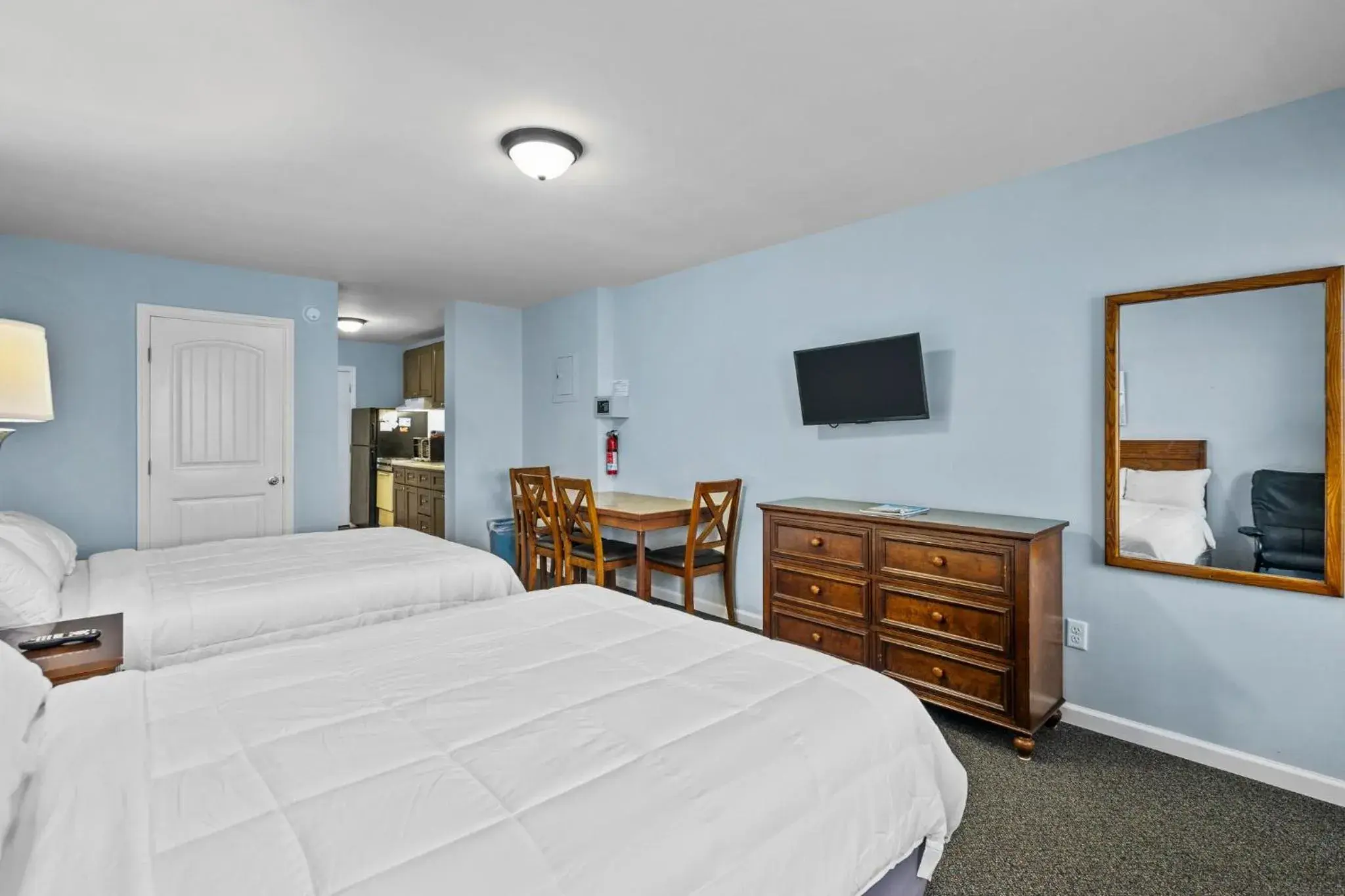 Queen Room with Two Queen Beds in The Sand Dunes Queen Room with Two Queen Beds in The Sand Dunes