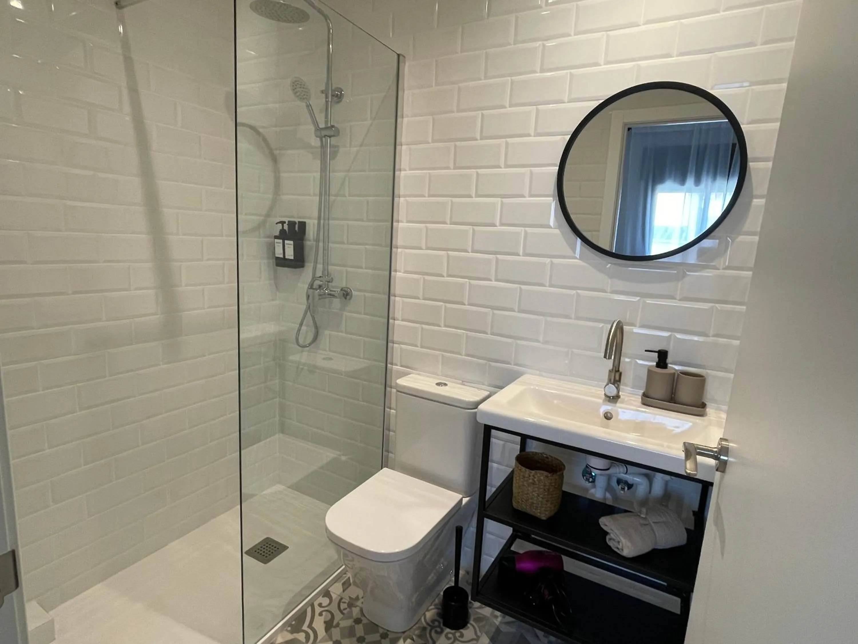 Barcelona PR Guesthouse