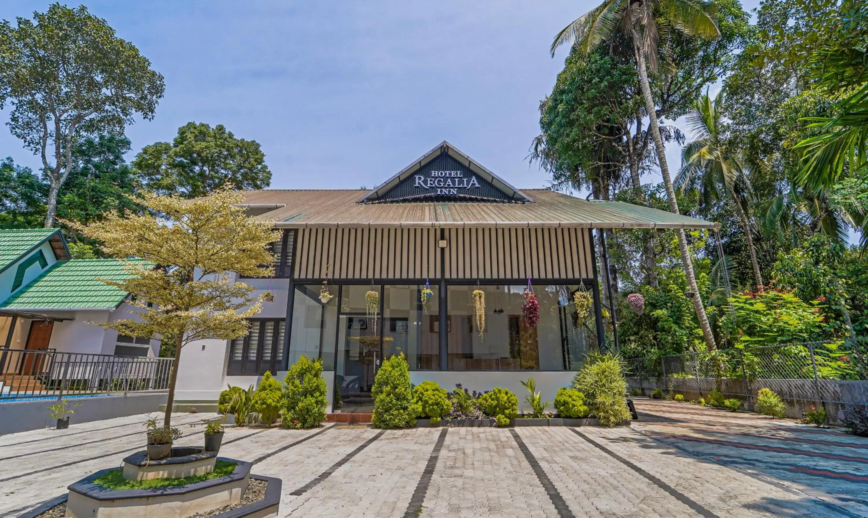Facade/entrance in Treebo Regalia Inn Wayanad
