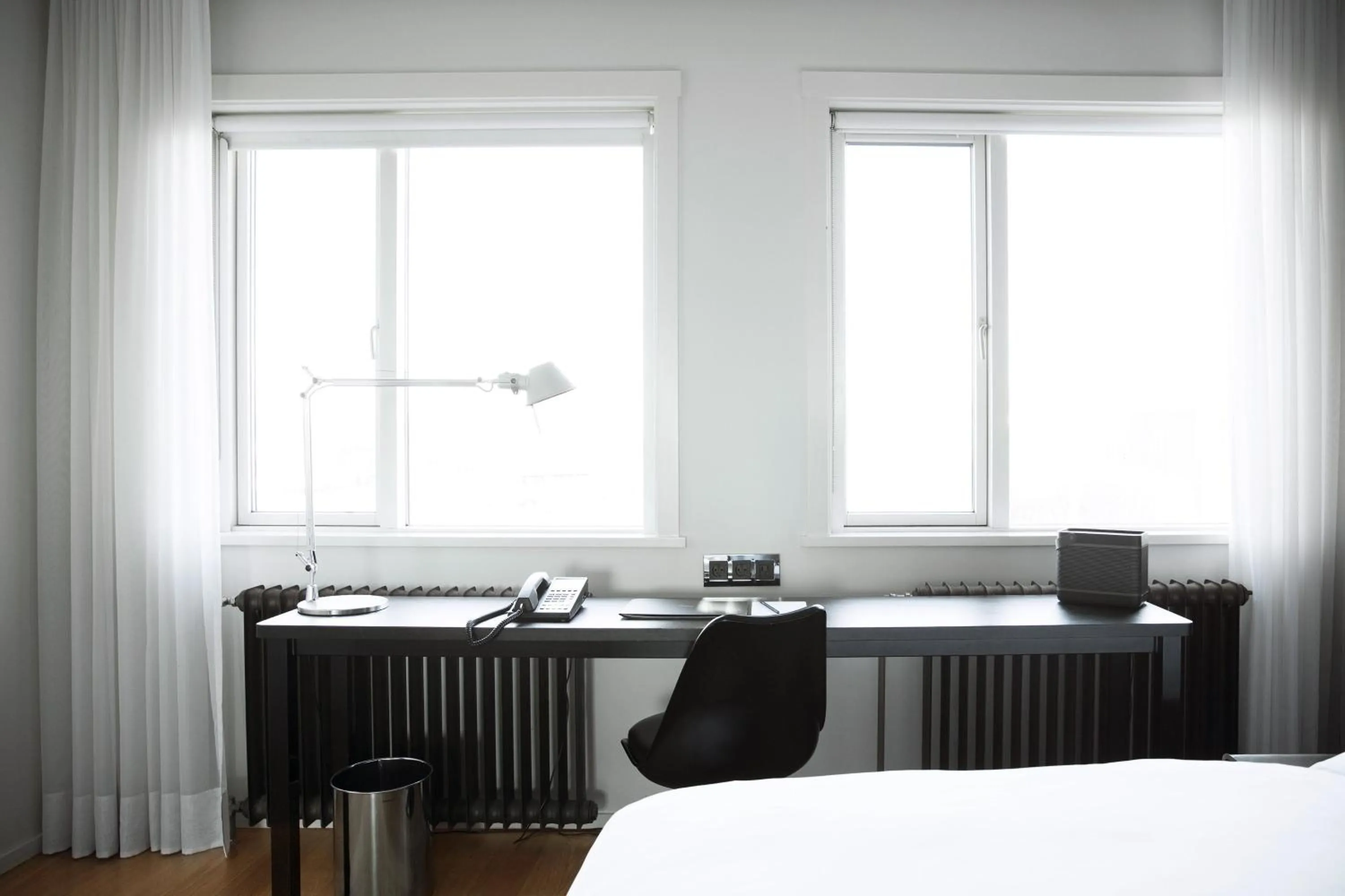 Photo of the whole room, Bed in 101 Hotel, a Member of Design Hotels