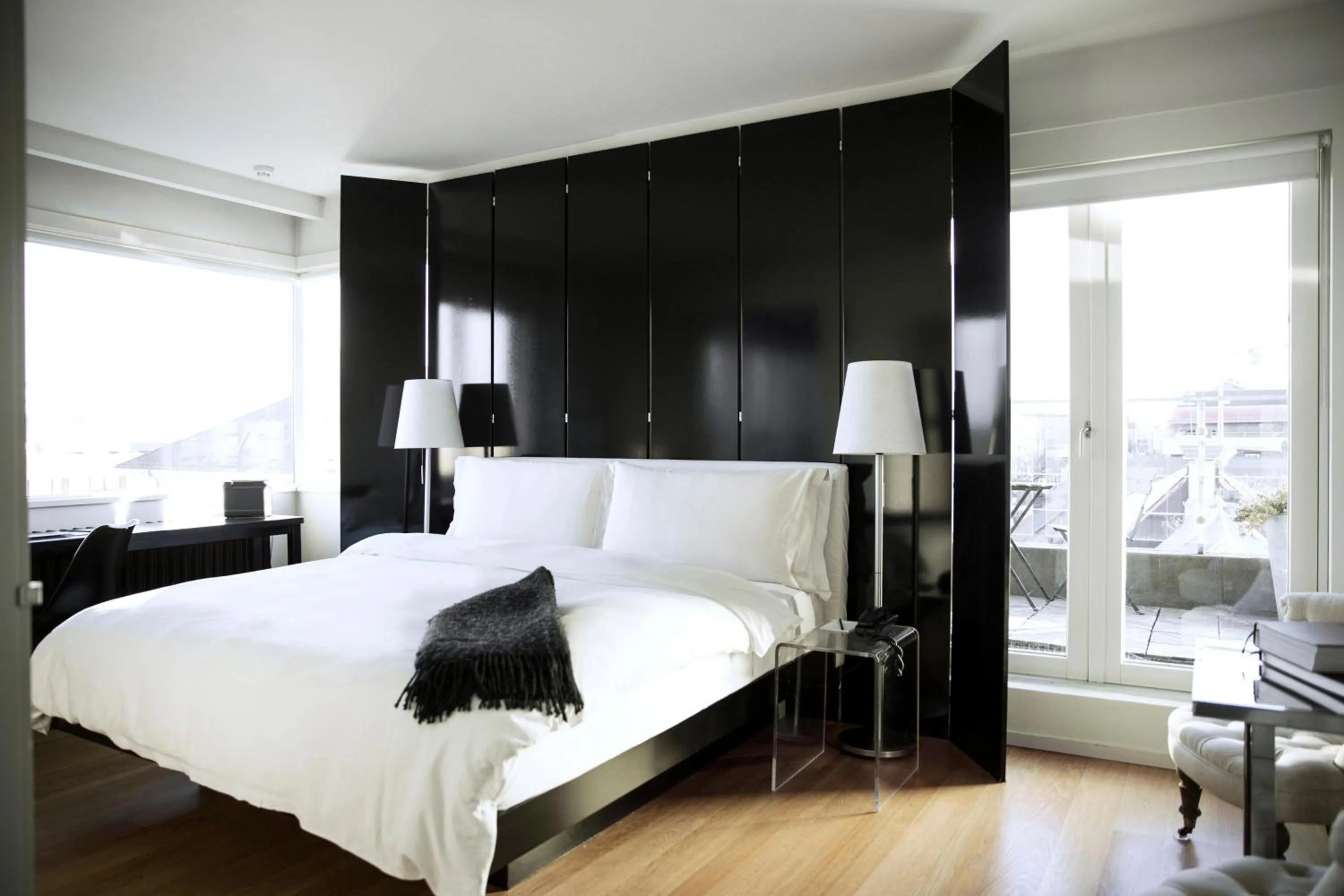 Photo of the whole room, Bed in 101 Hotel, a Member of Design Hotels