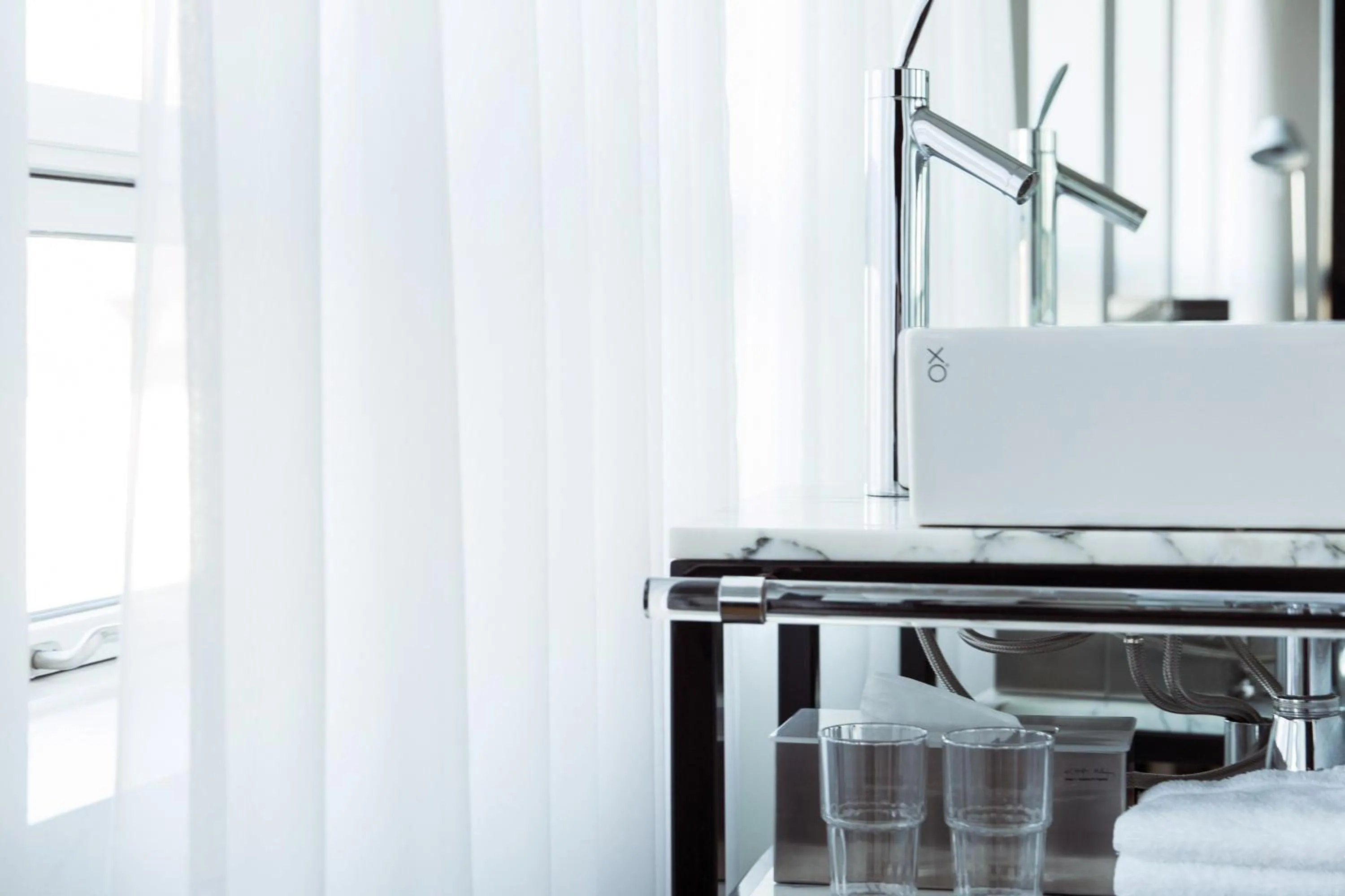 Photo of the whole room in 101 Hotel, a Member of Design Hotels