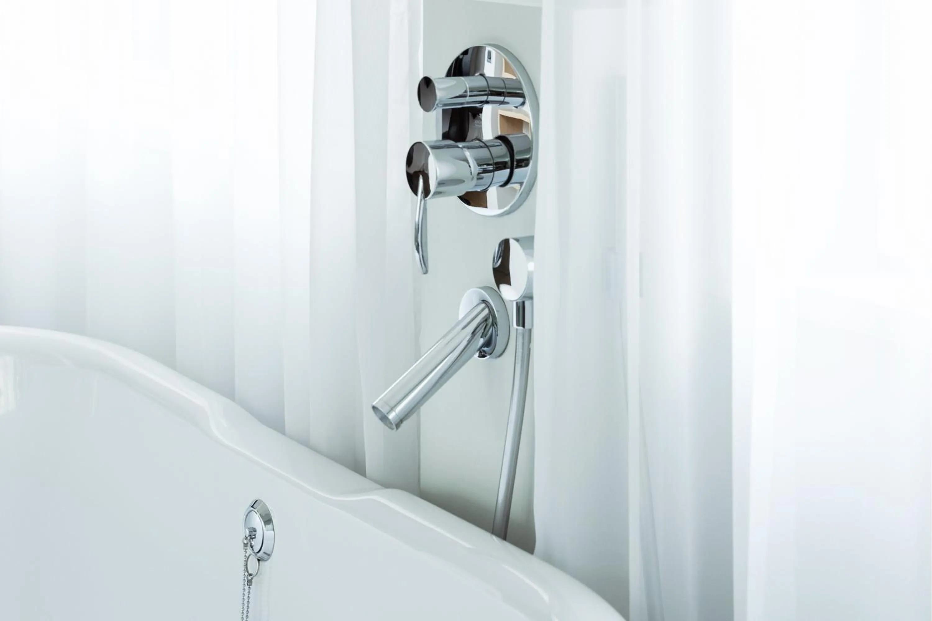 Photo of the whole room in 101 Hotel, a Member of Design Hotels