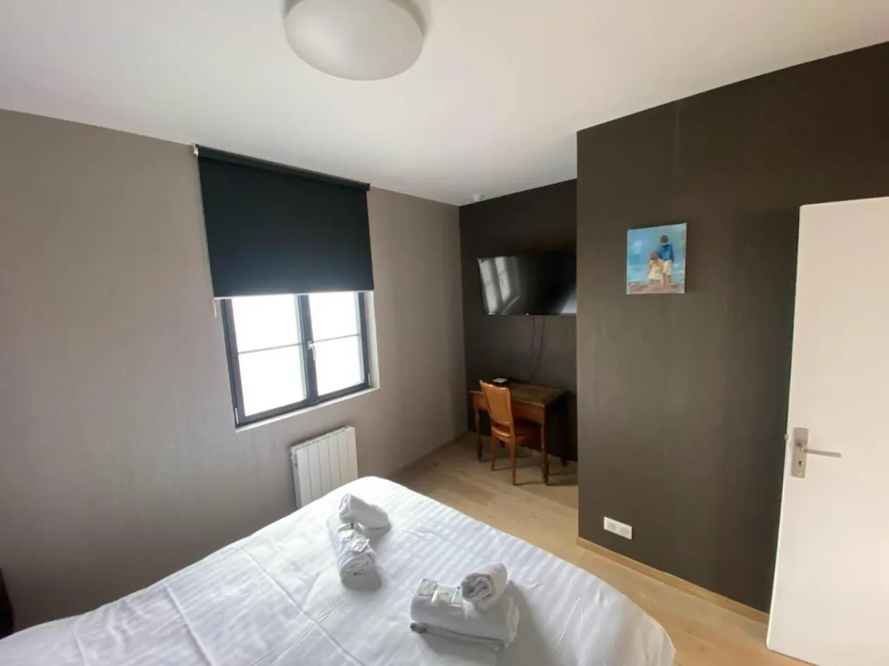 Bed in Parc Beausejour Aparthotel