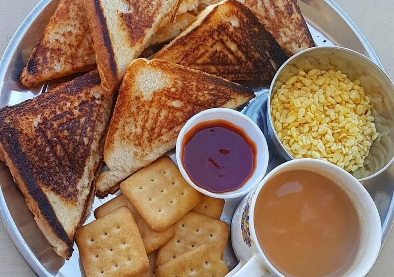 Breakfast in Yellow Sky By Rj14, Baga Beach