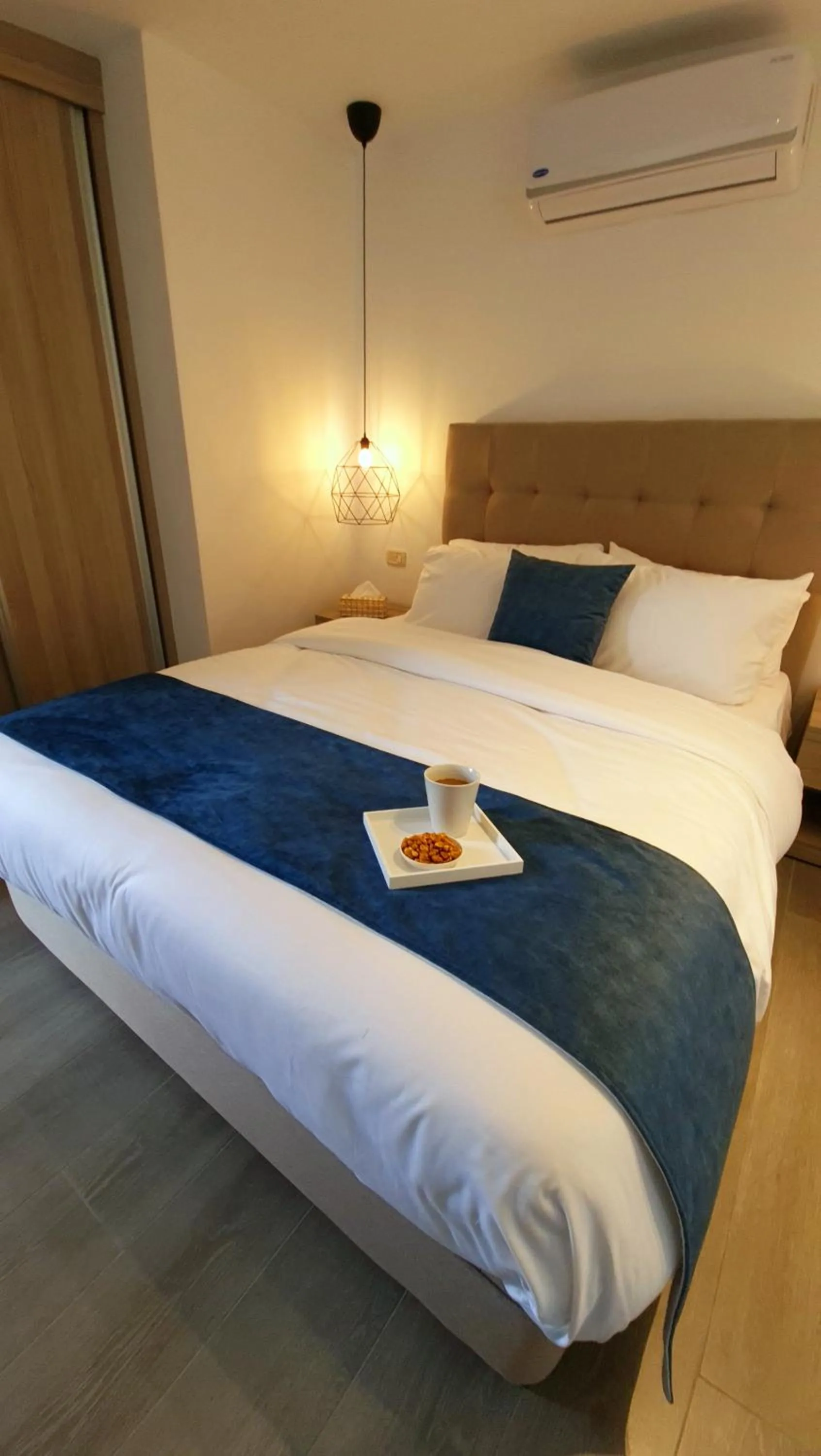 Bedroom, Bed in Red Carpet Hotel & Suites