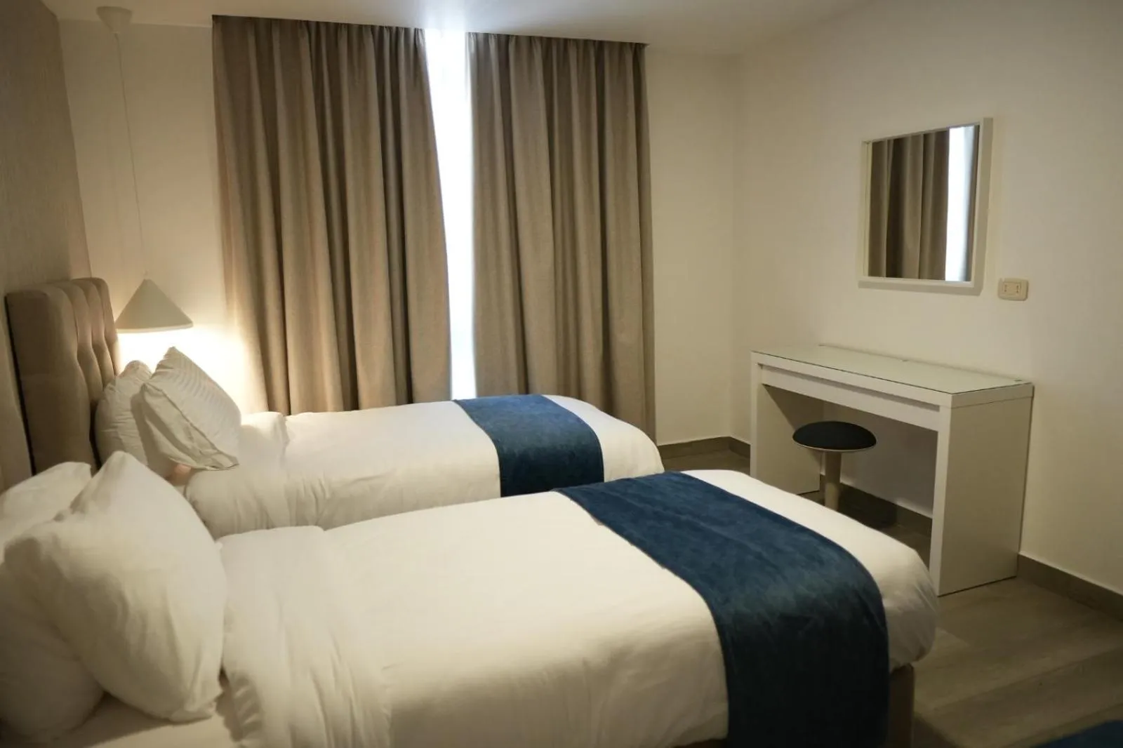 Bedroom, Bed in Red Carpet Hotel & Suites