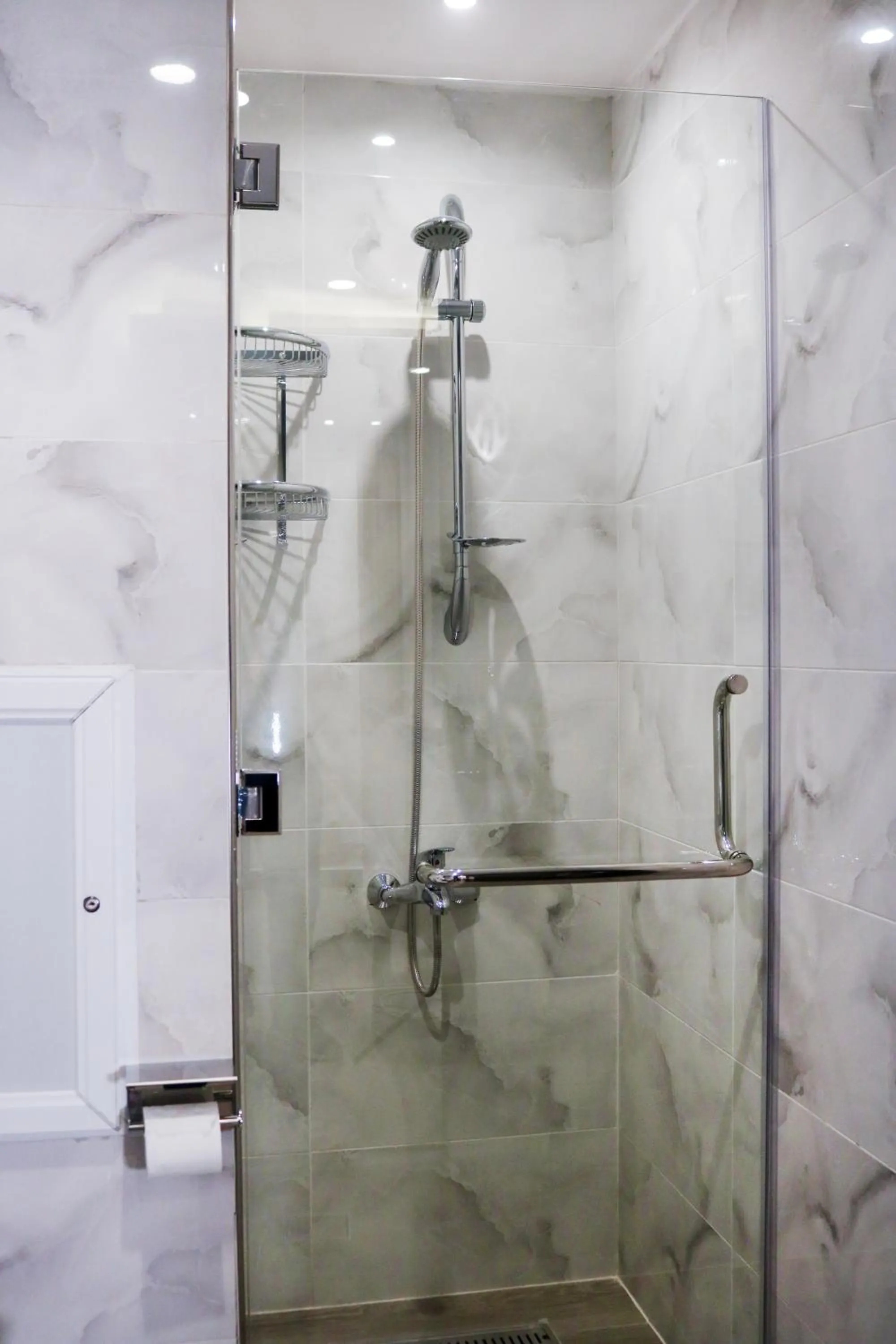 Bathroom in Red Carpet Hotel & Suites