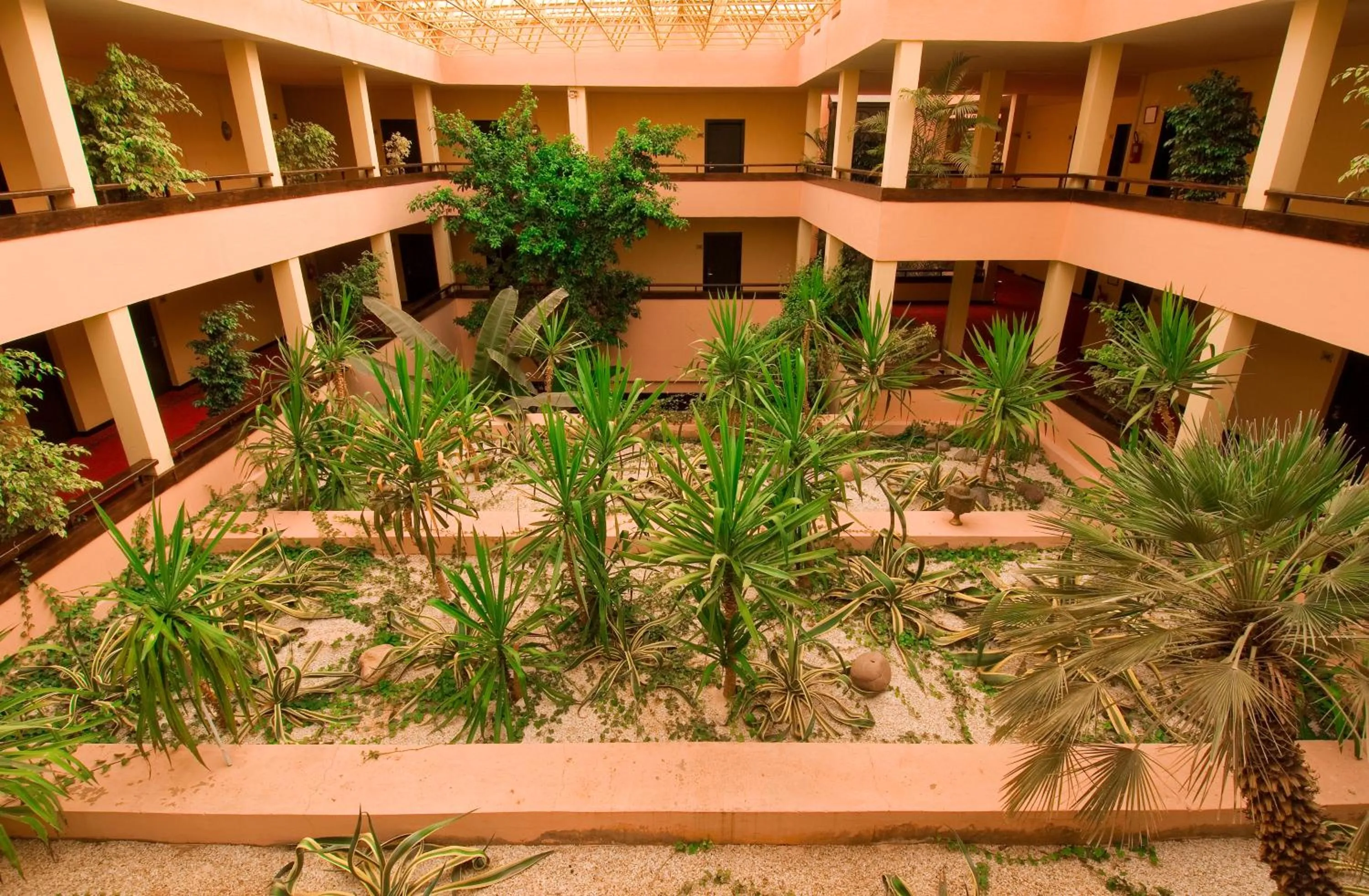 Lobby or reception in Hôtel Le Semiramis Marrakech by Bravia Hotels