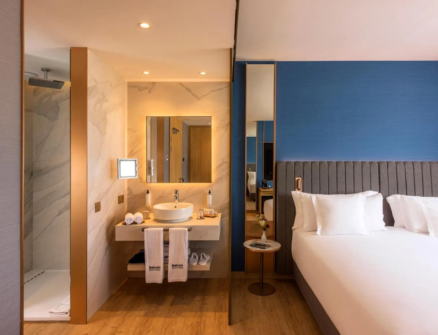 Toilet, Bed in Barceló Tanger