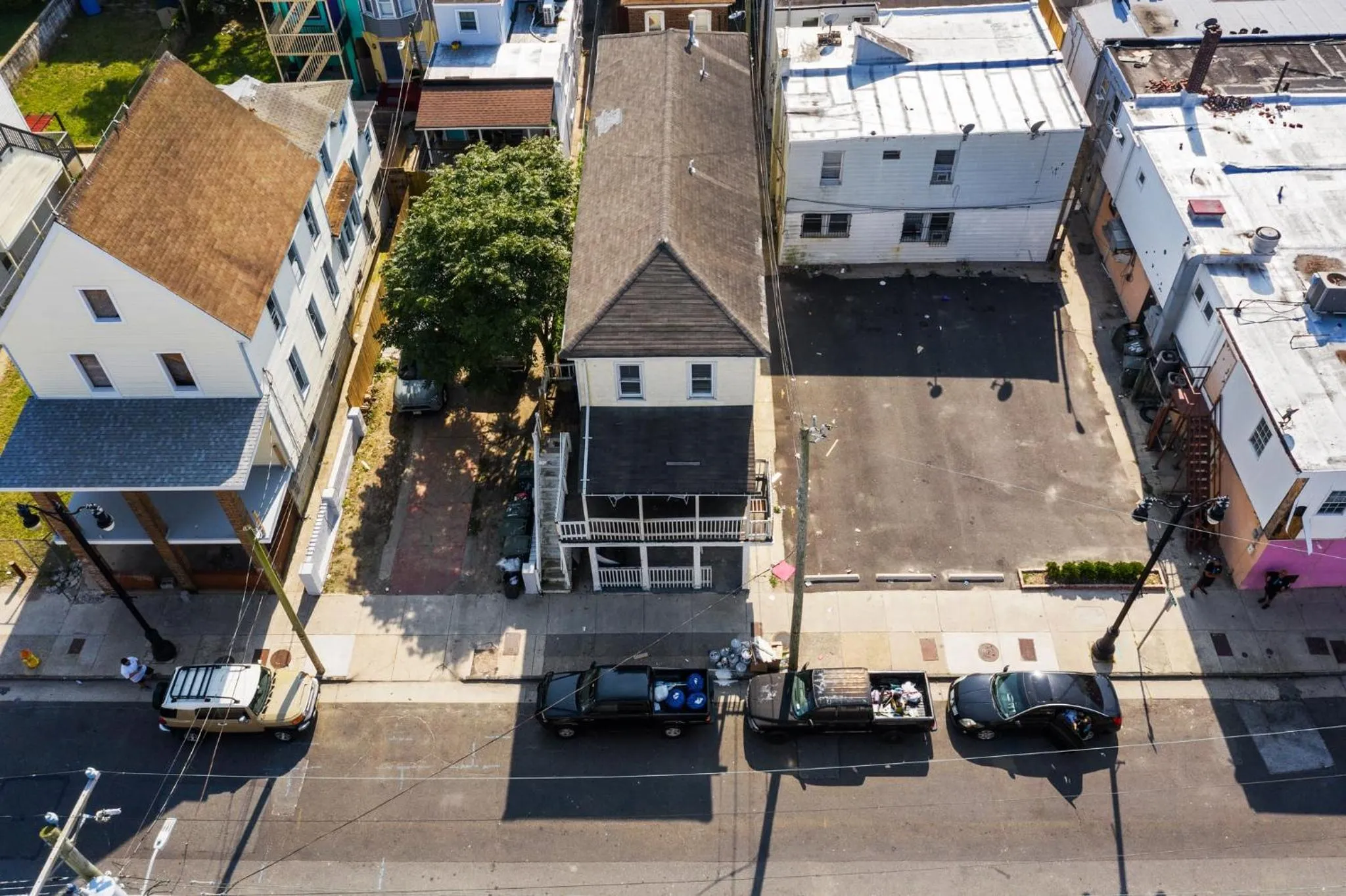 9BR Beach Block House with 13 Beds in Central Atlantic City