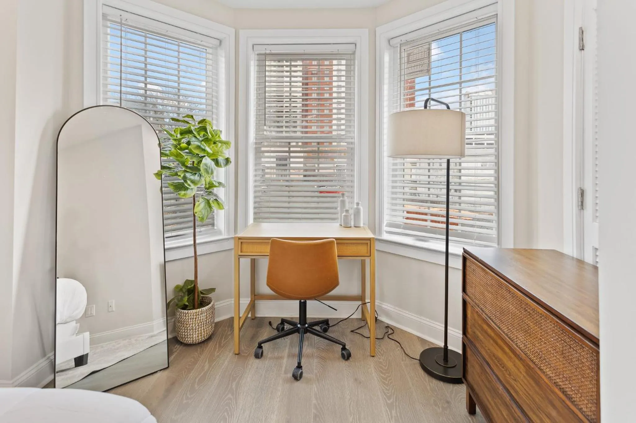 Loopin Around Atlantic City Luxe 5BR Townhouse in Orange Loop