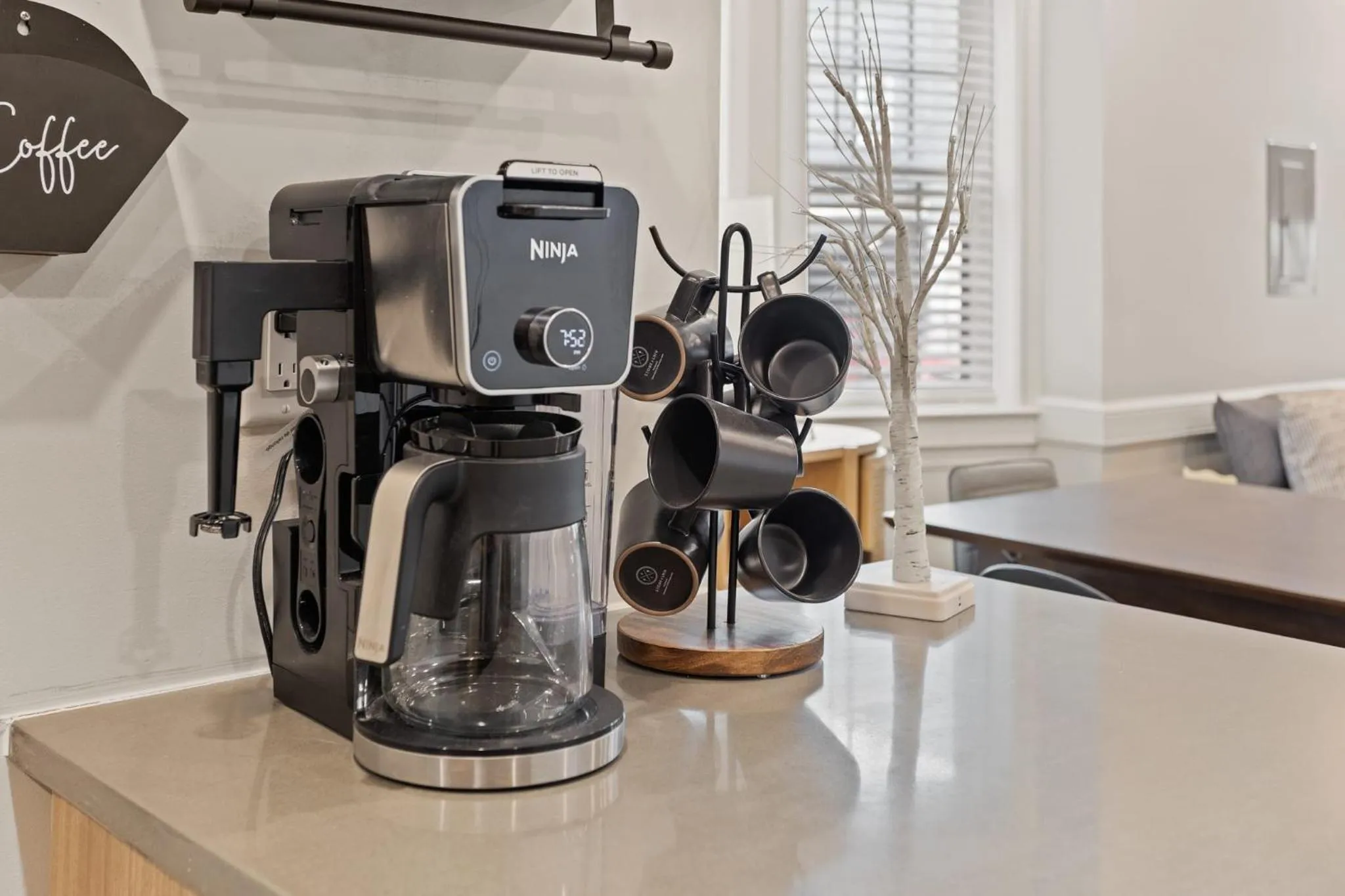 Loopin Around Atlantic City Luxe 5BR Townhouse in Orange Loop