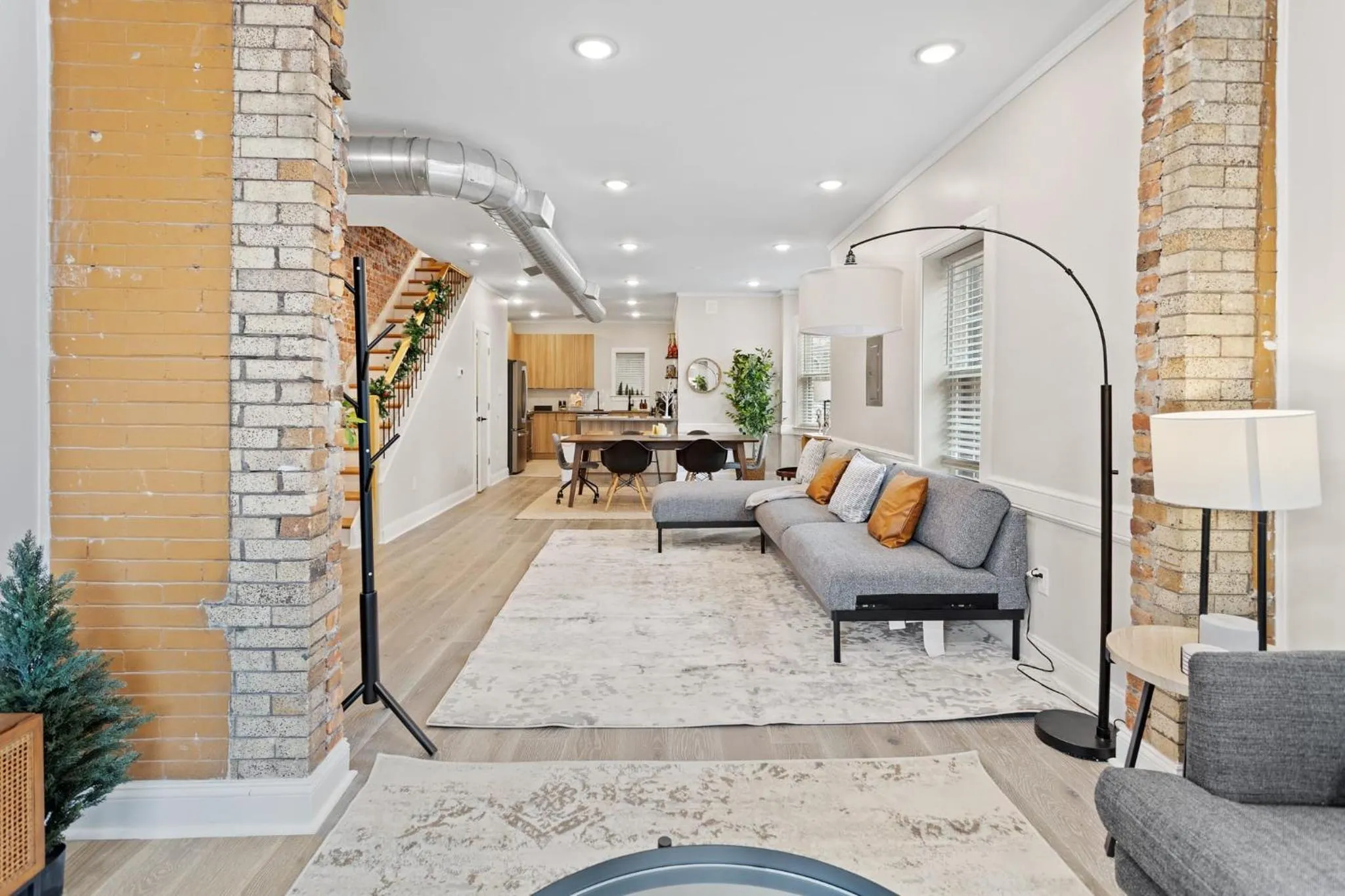 Loopin Around Atlantic City Luxe 5BR Townhouse in Orange Loop