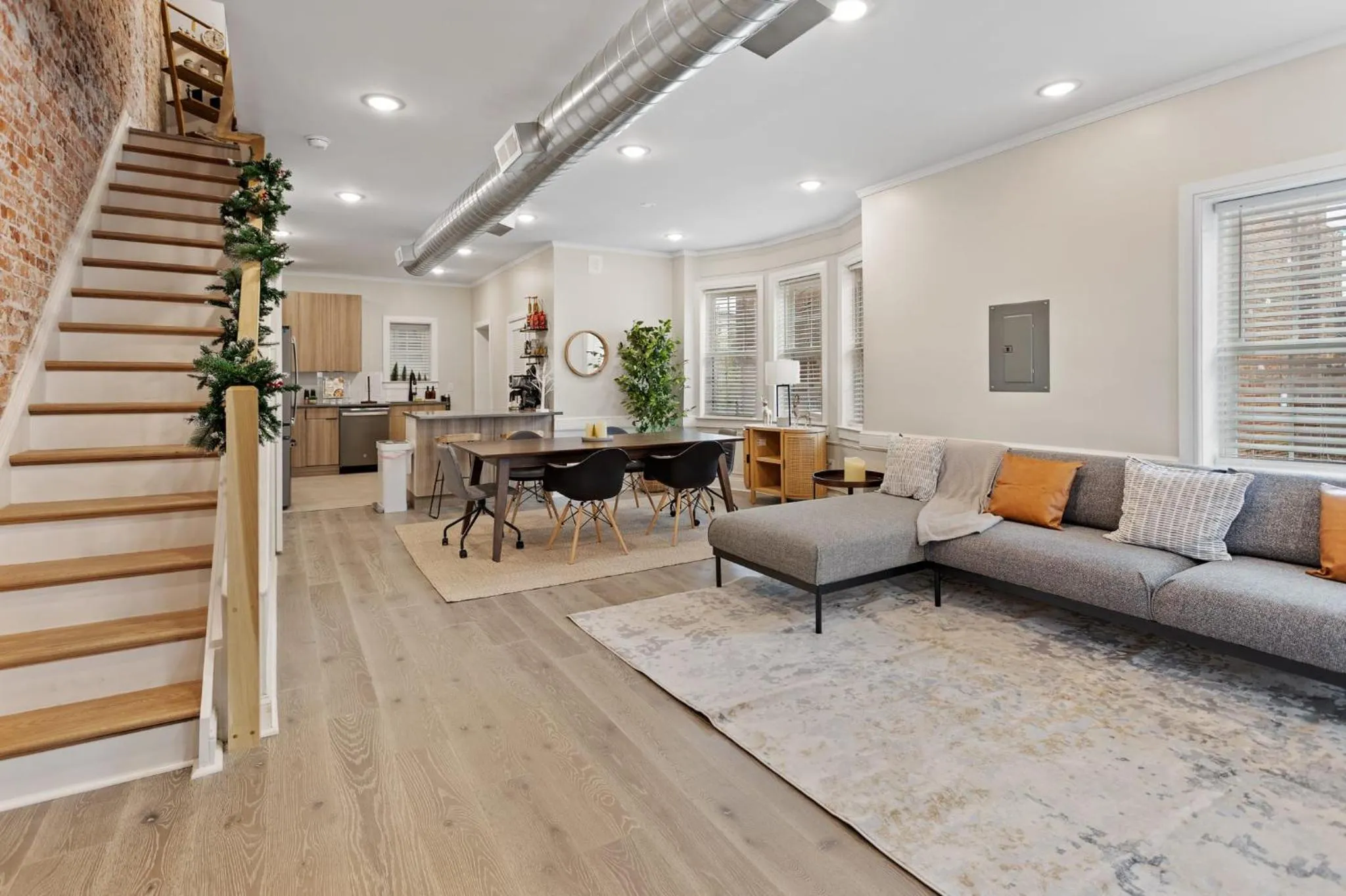 Loopin Around Atlantic City Luxe 5BR Townhouse in Orange Loop