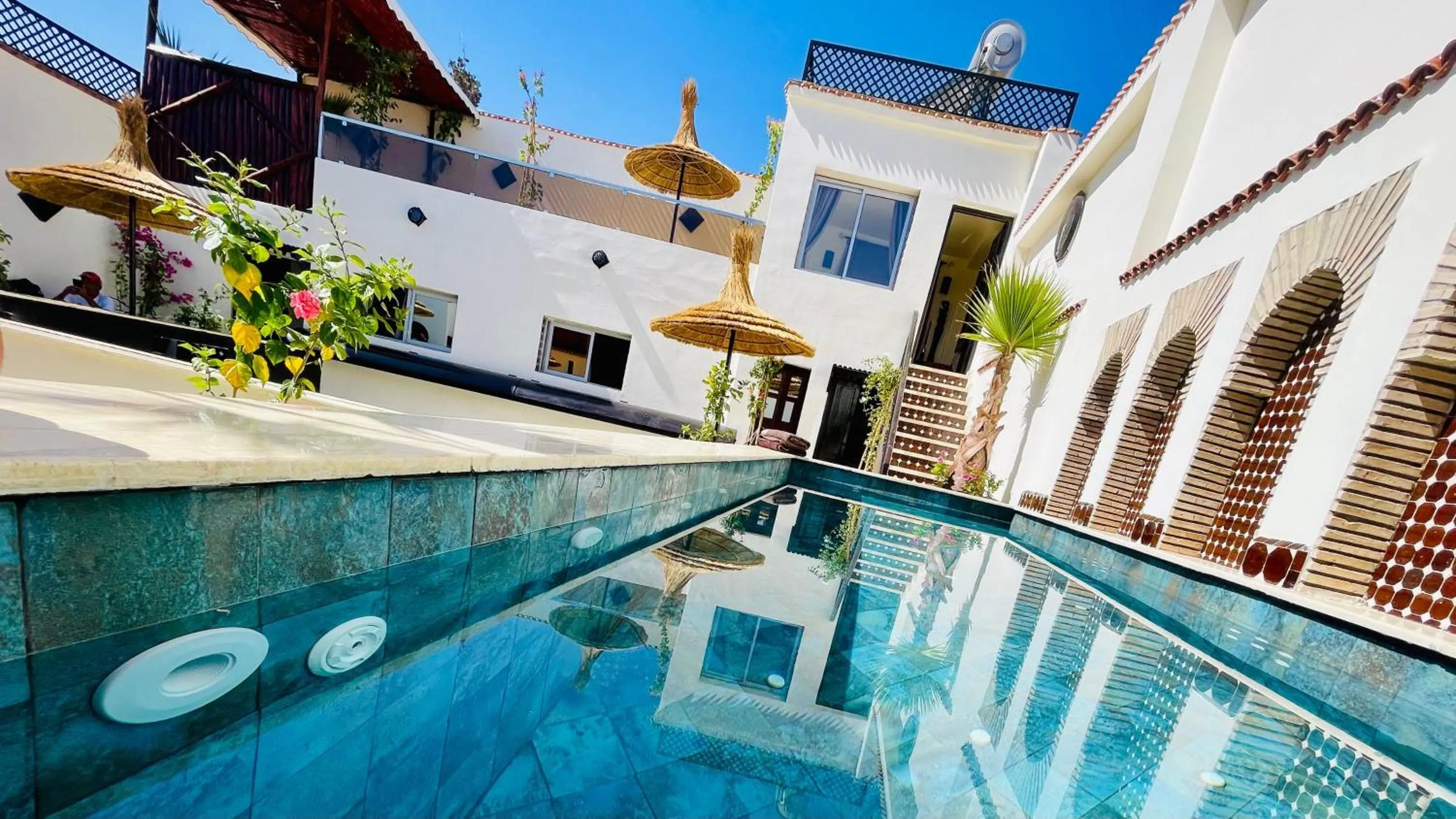 Property building in Dar Najat