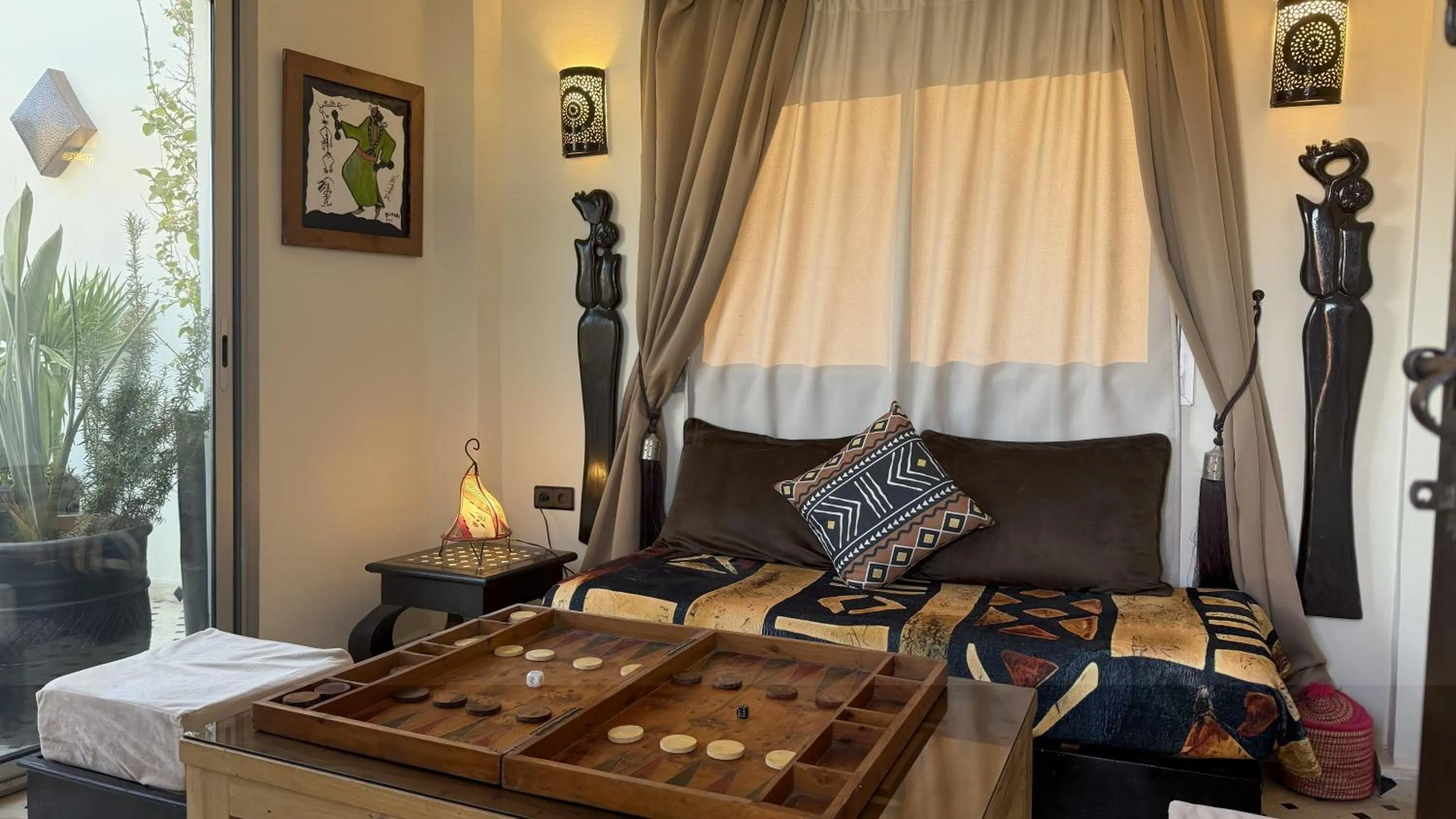 Property building, Bed in Dar Najat