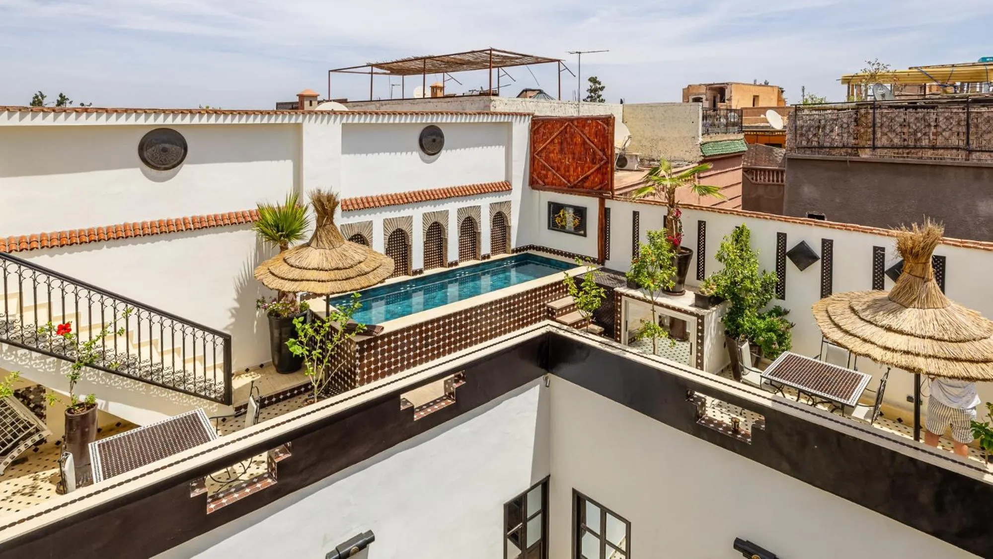 Property building in Dar Najat