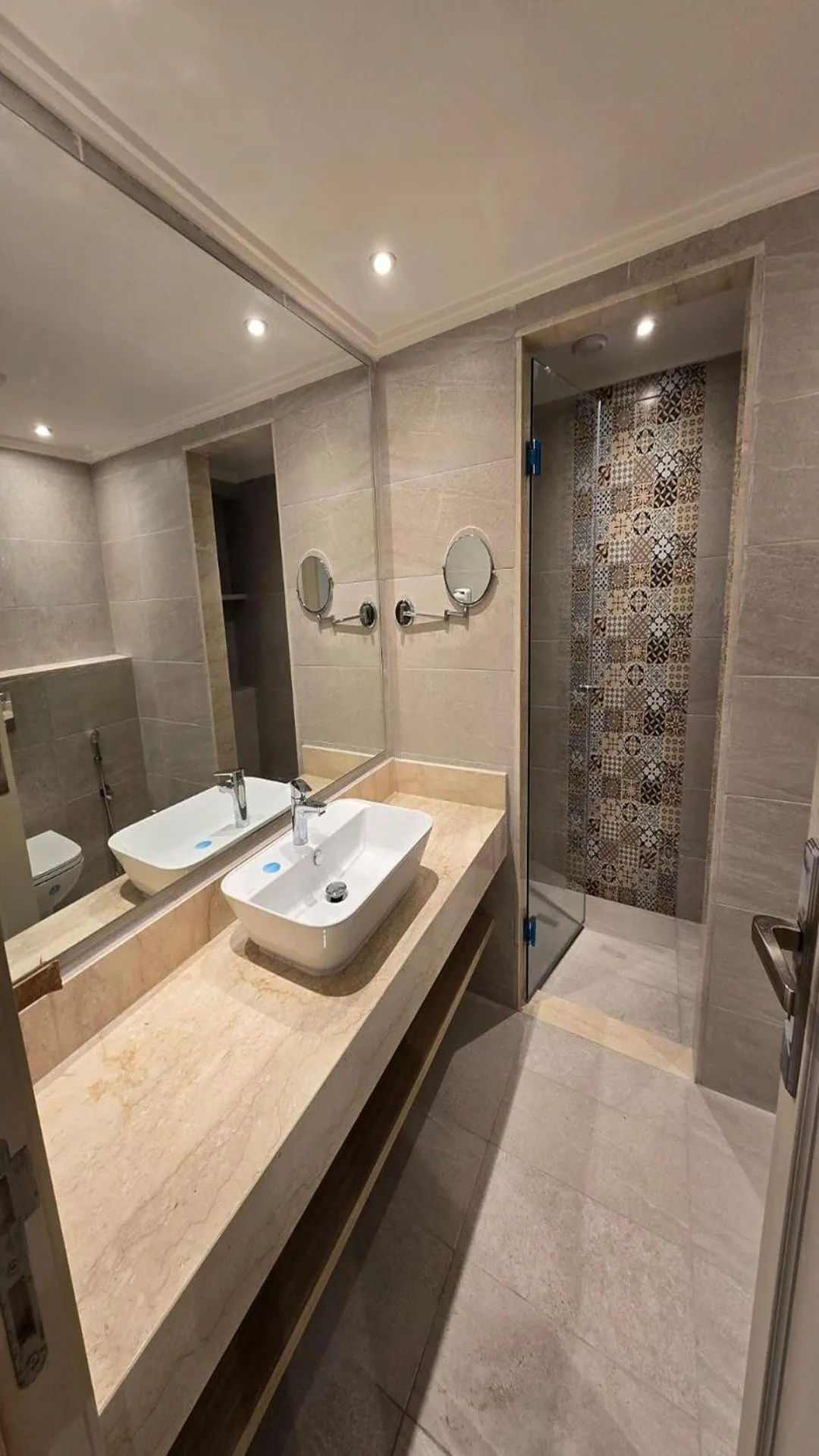 Shower in TUI SUNEO Kenzi Europa