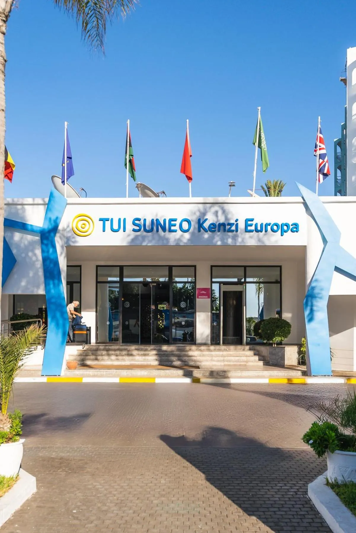 Facade/entrance in TUI SUNEO Kenzi Europa
