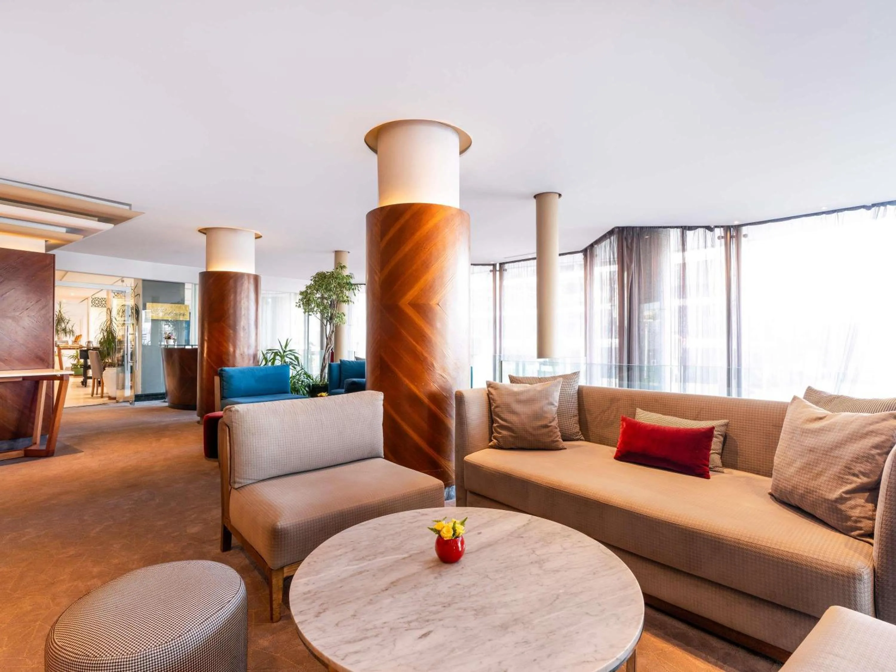 Lounge or bar in Le Diwan Hotel Rabat - MGallery Collection