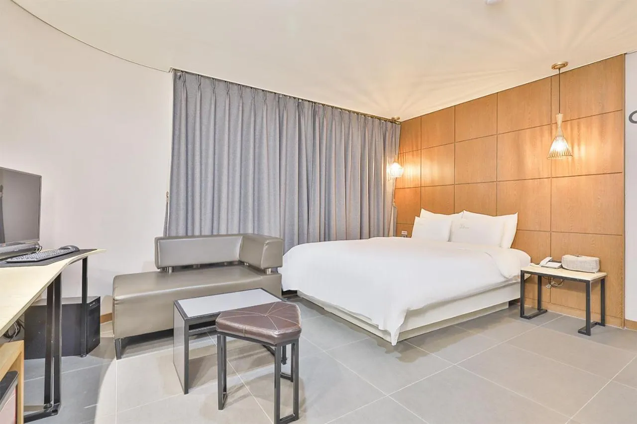 Decorative detail in Gracias Hotel Gimhae