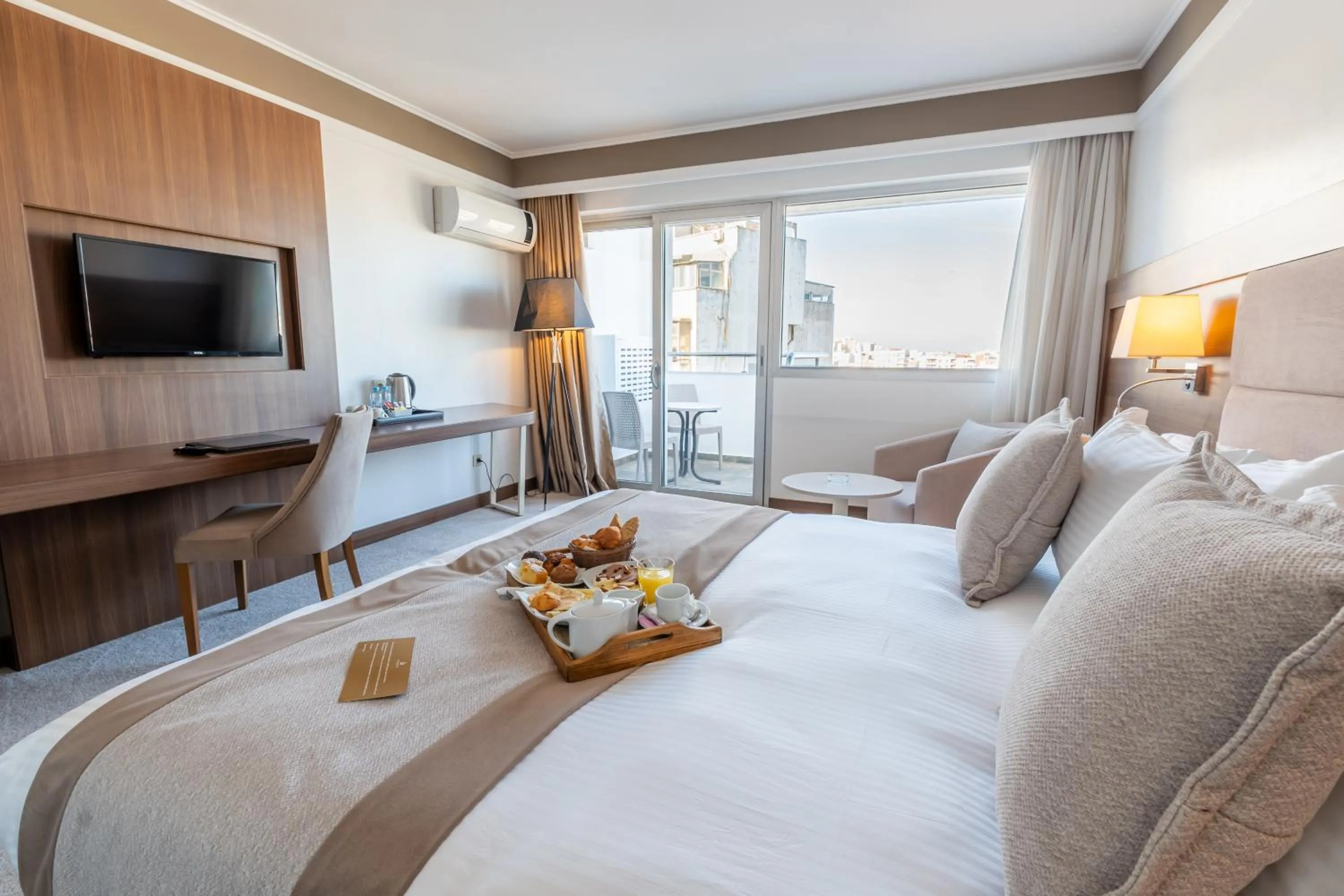 Bedroom, Bed in Kenzi Basma