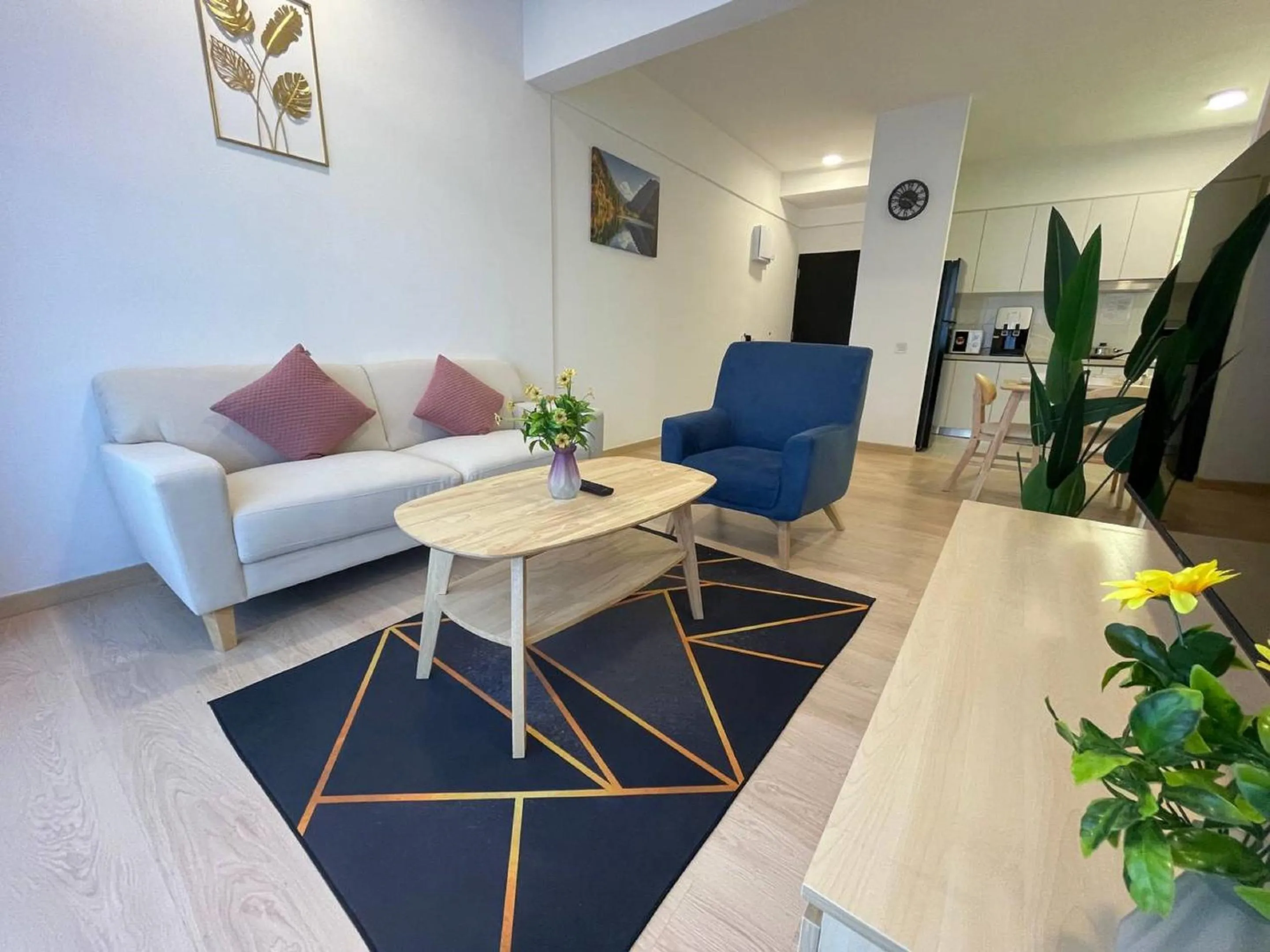 Living room in Mutiara Melaka Beach Paradise by Glex