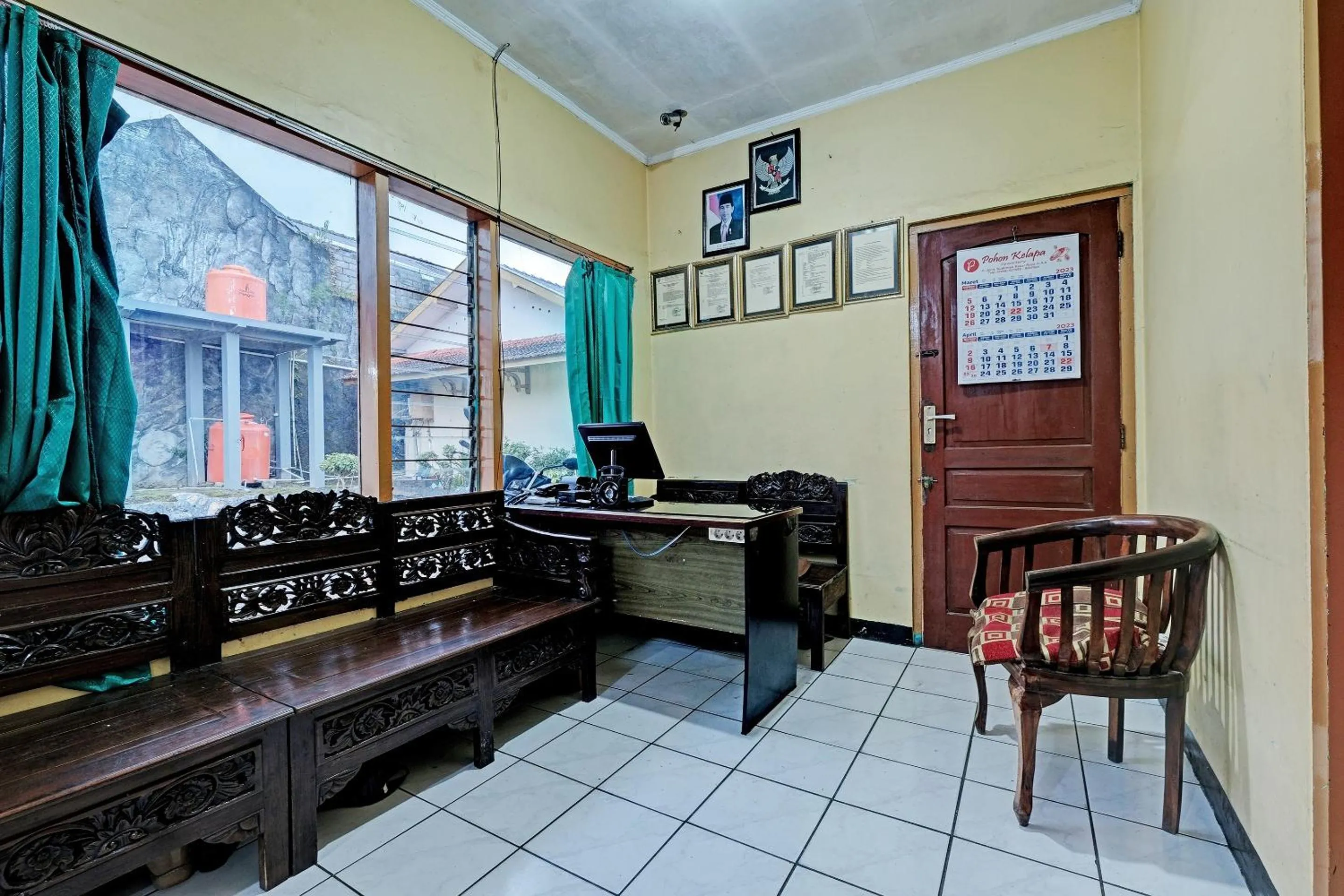 Lobby or reception in OYO 92406 Hotel Renata 1