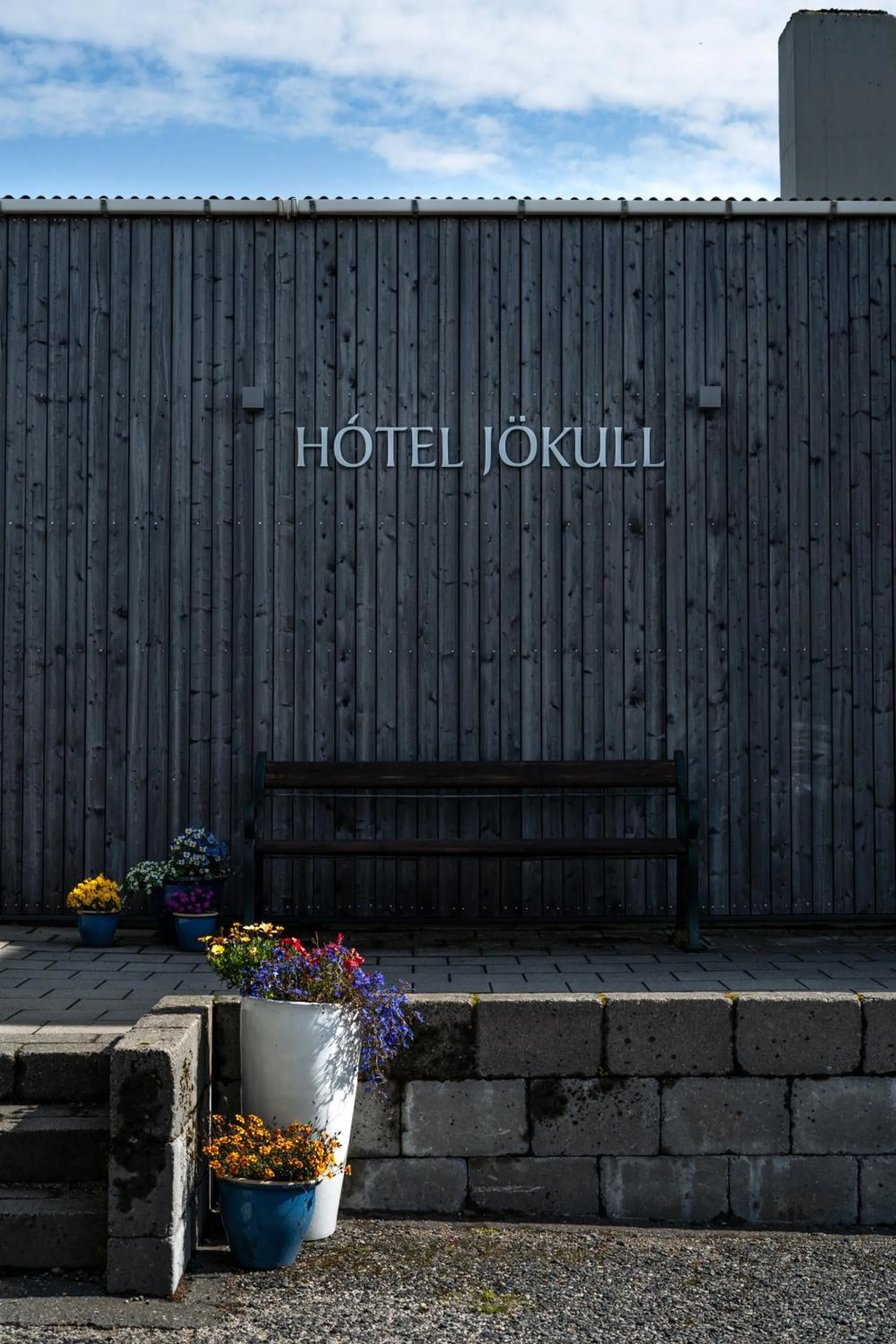 Facade/entrance in Hotel Jökull