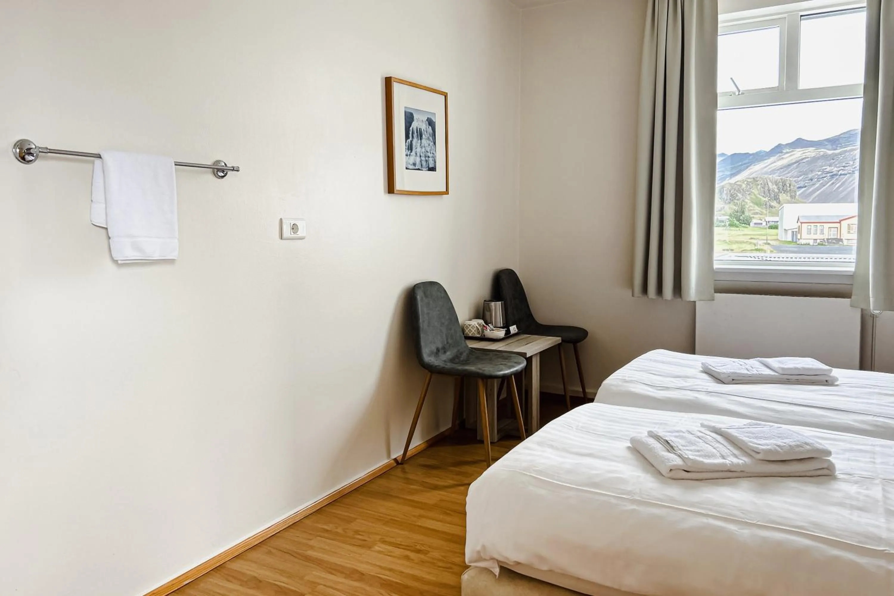 Bedroom, Bed in Hotel Jökull