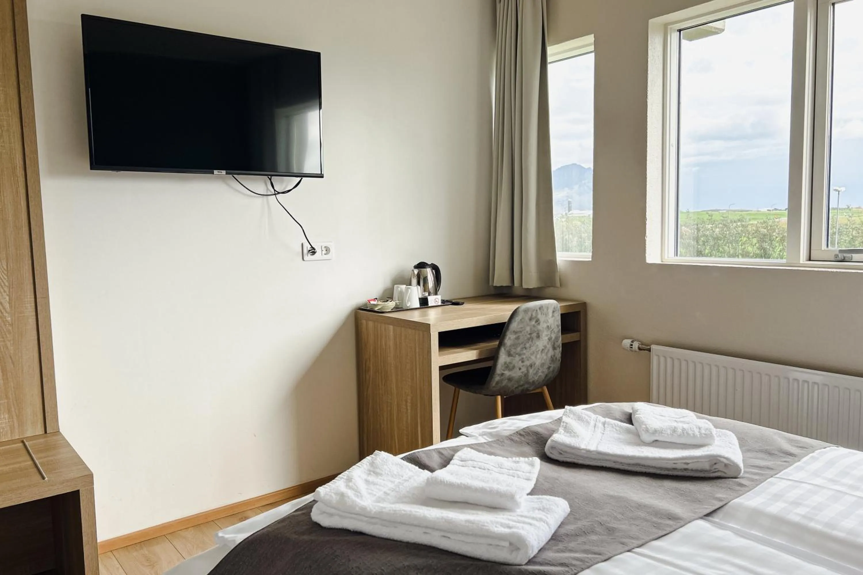 Bedroom, Bed in Hotel Jökull