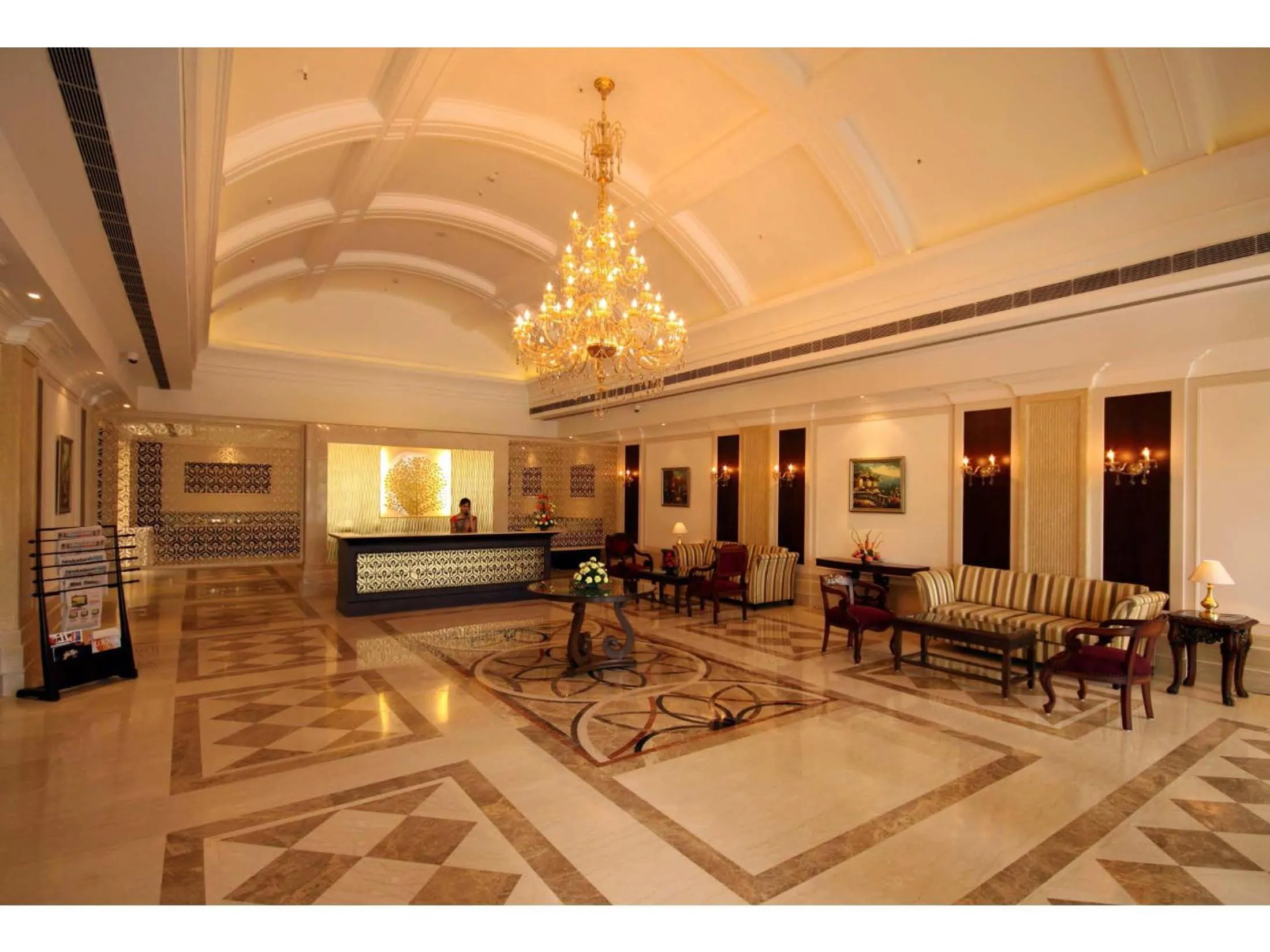 Lobby or reception in FAIRLIE HOTELS & RESORTS