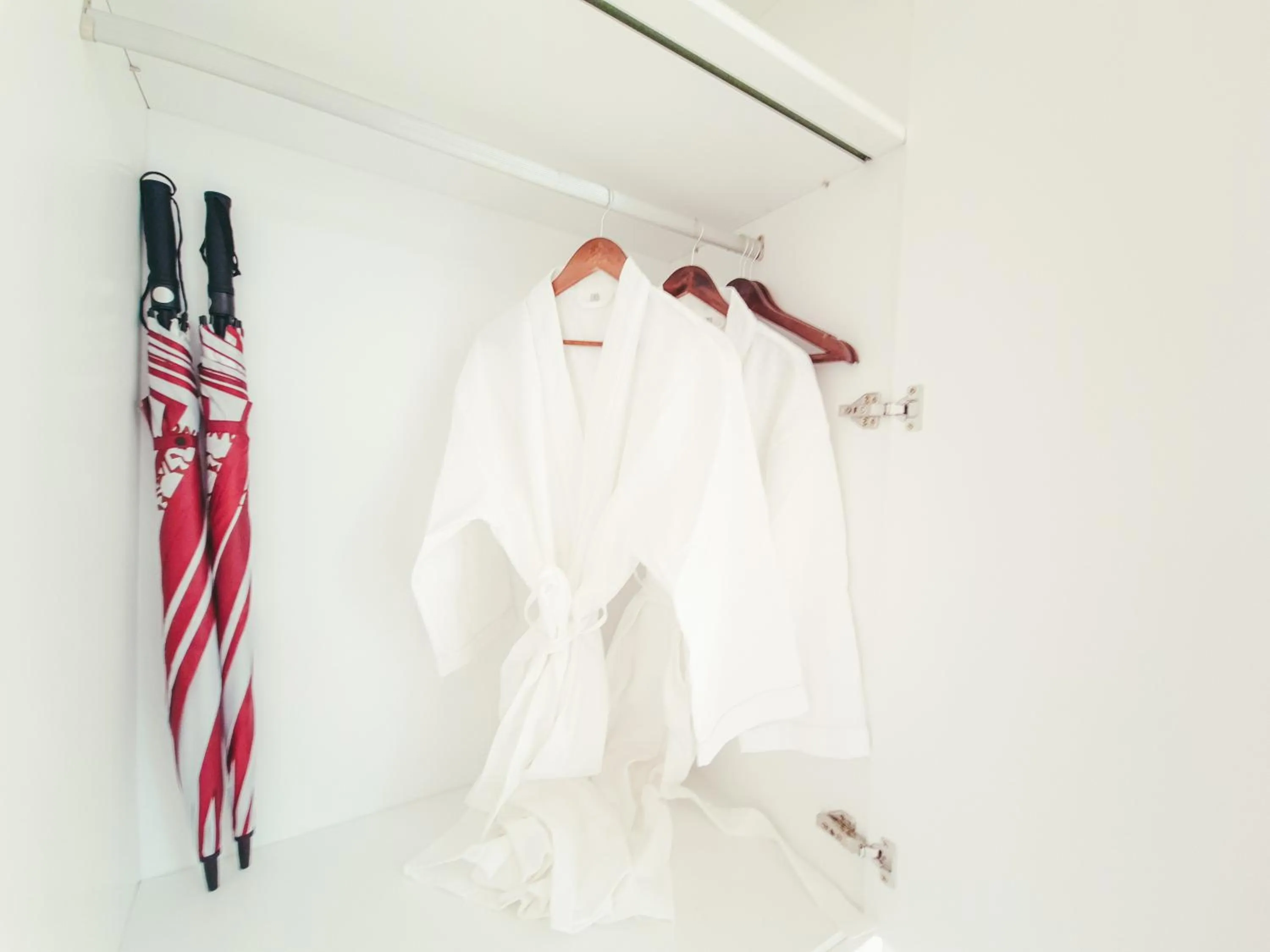 wardrobe in Phúc Thắng Hotel