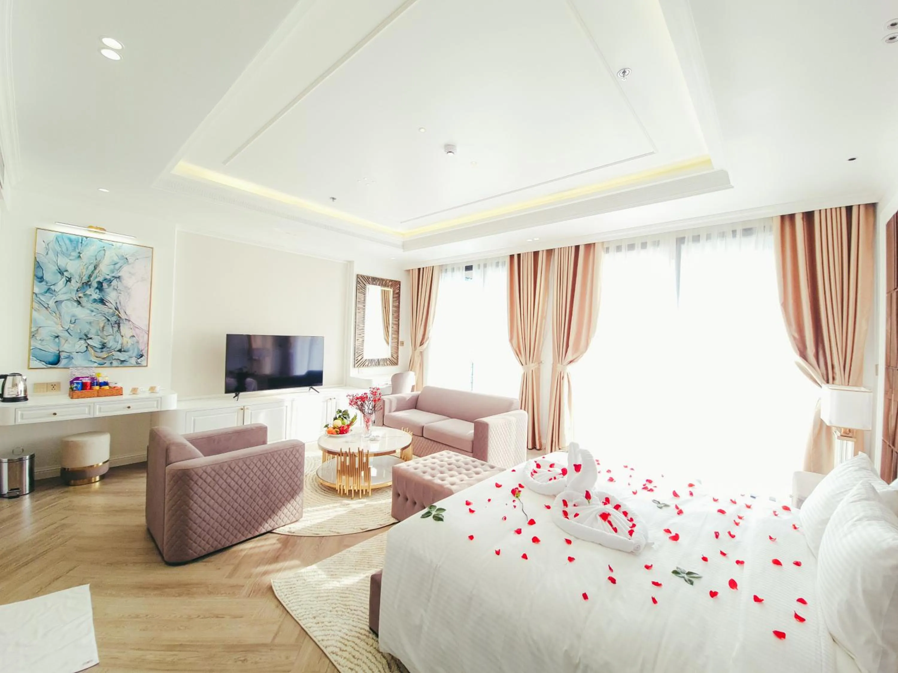 Bed in Phúc Thắng Hotel