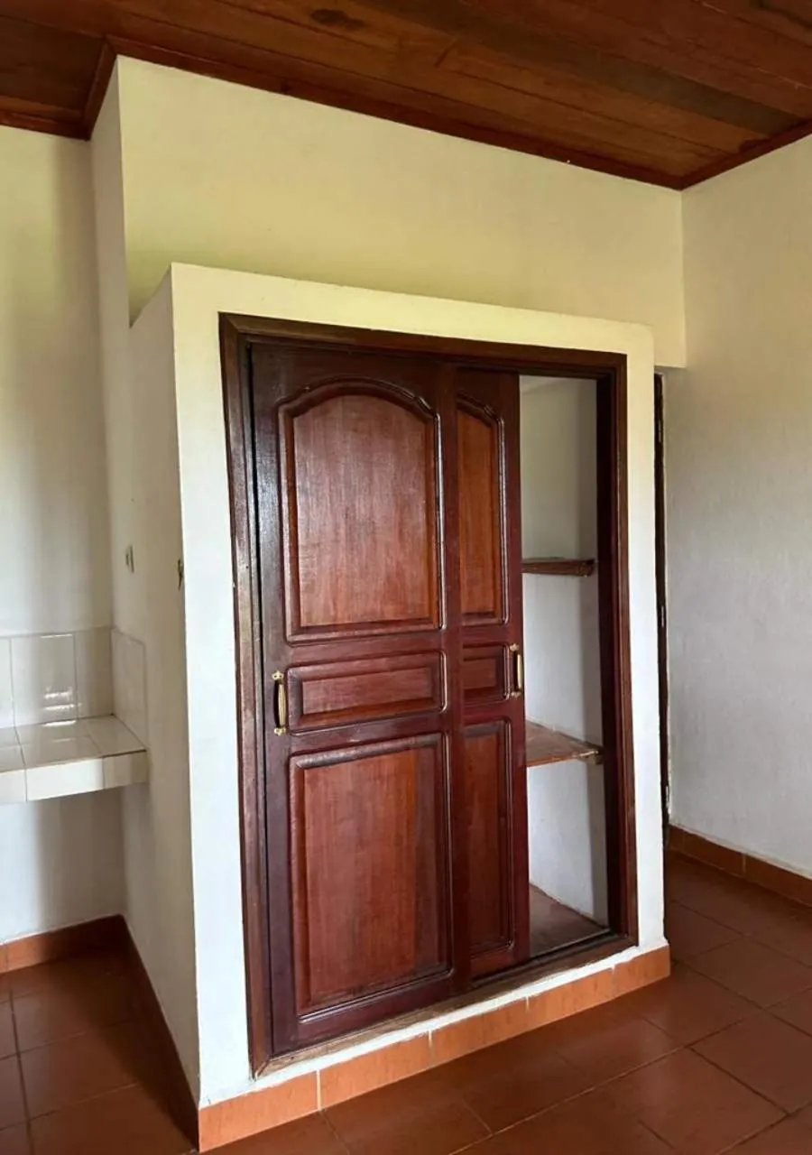 wardrobe in WINGS HOTELS