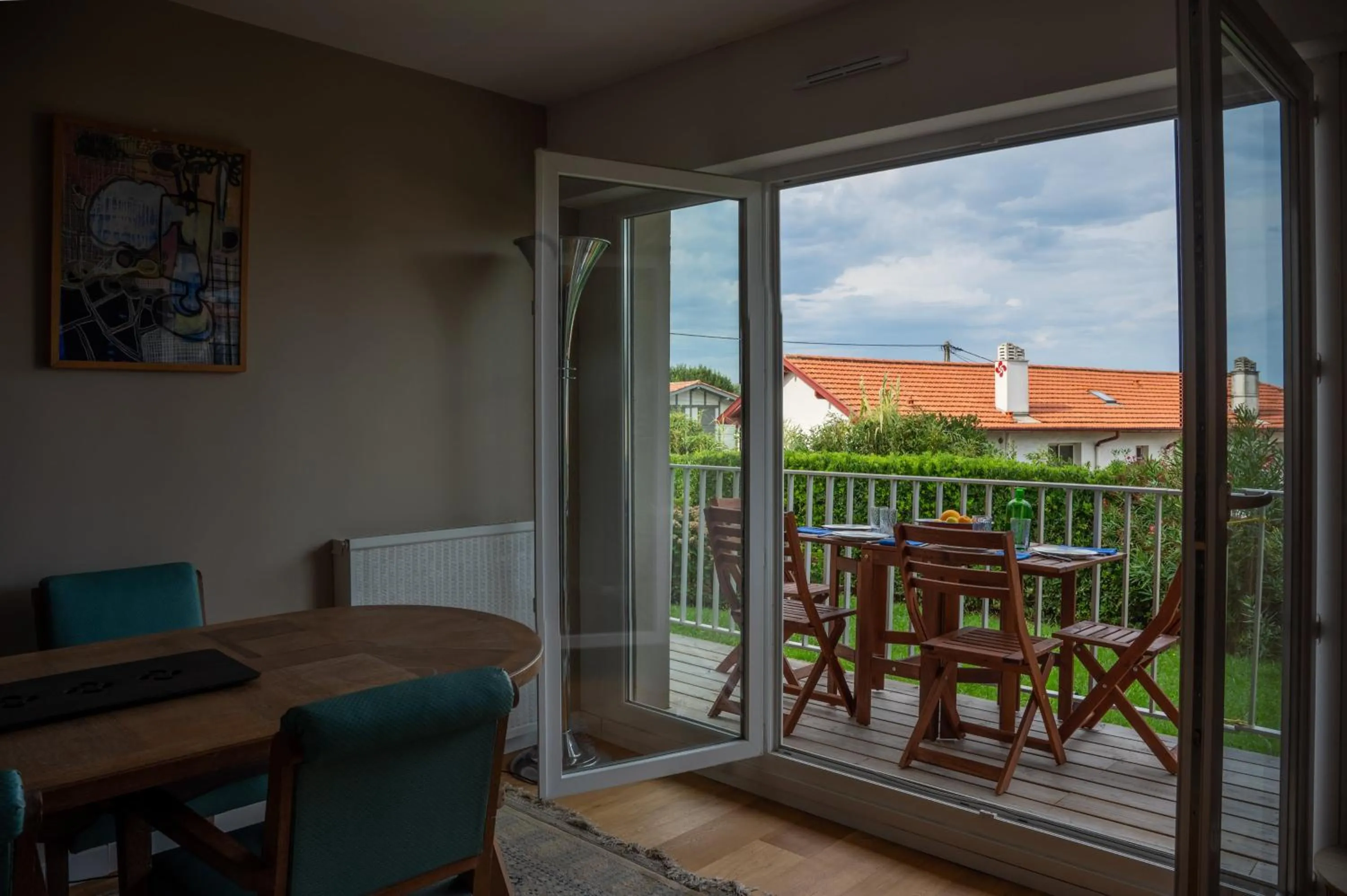 Appartement cosy, vue mer, terrasse et parking situé à Beaurivage