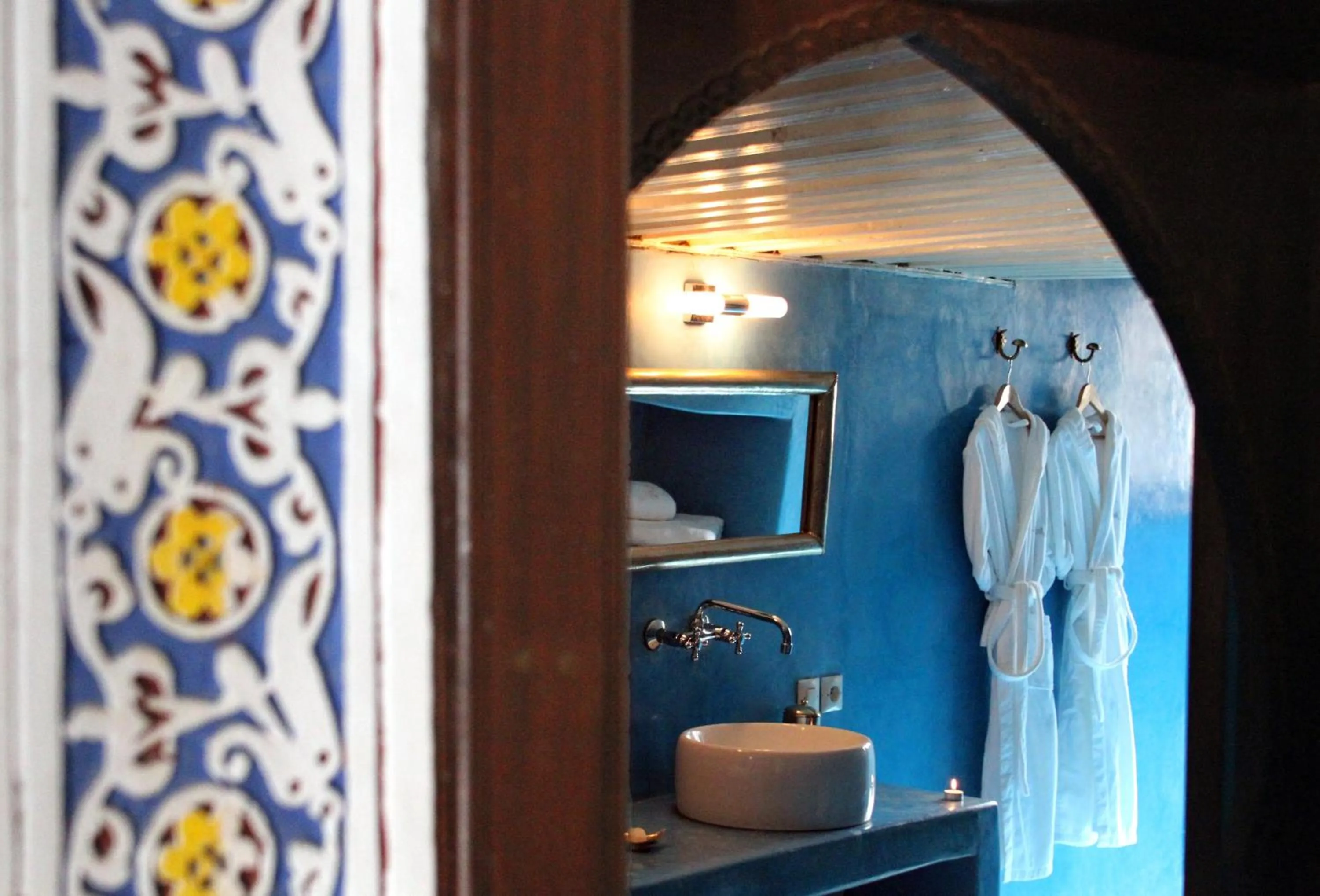 Bathroom in Riad Laaroussa