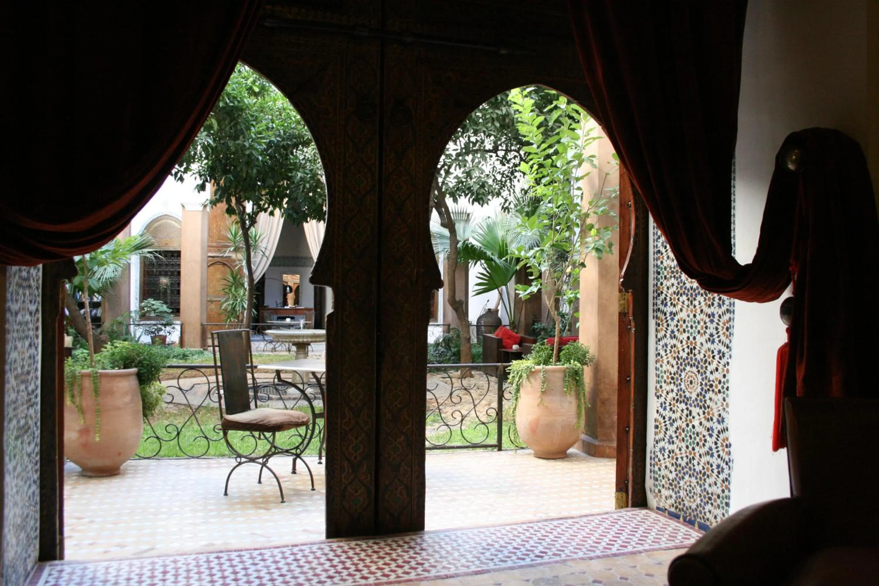 Patio in Riad Laaroussa
