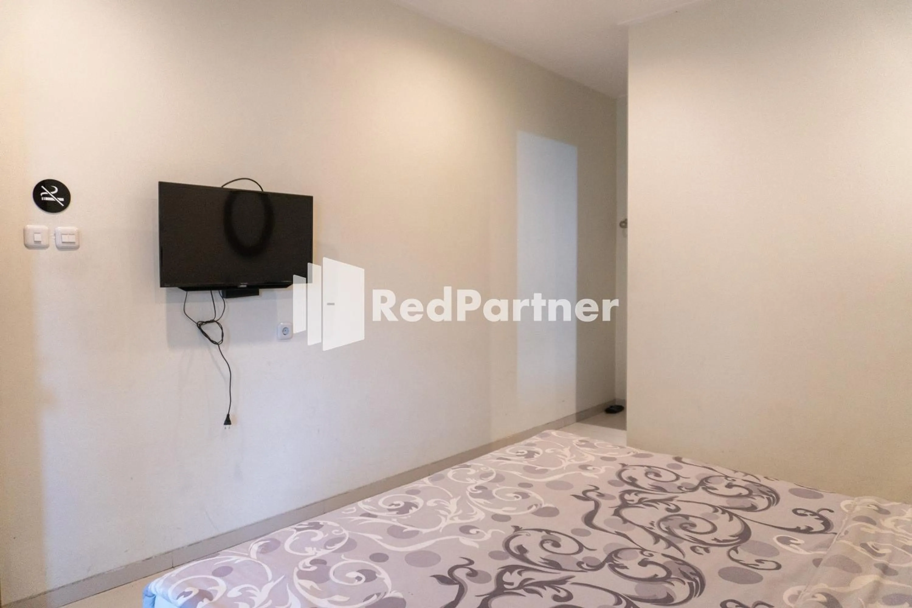 Bedroom, Bed in Javenir Hotel Tawangmangu Mitra RedDoorz