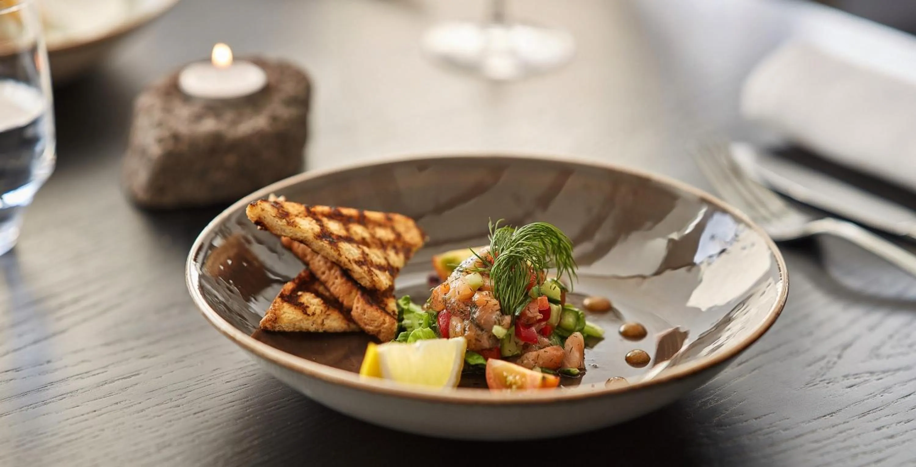 Restaurant/places to eat in Hotel Örk