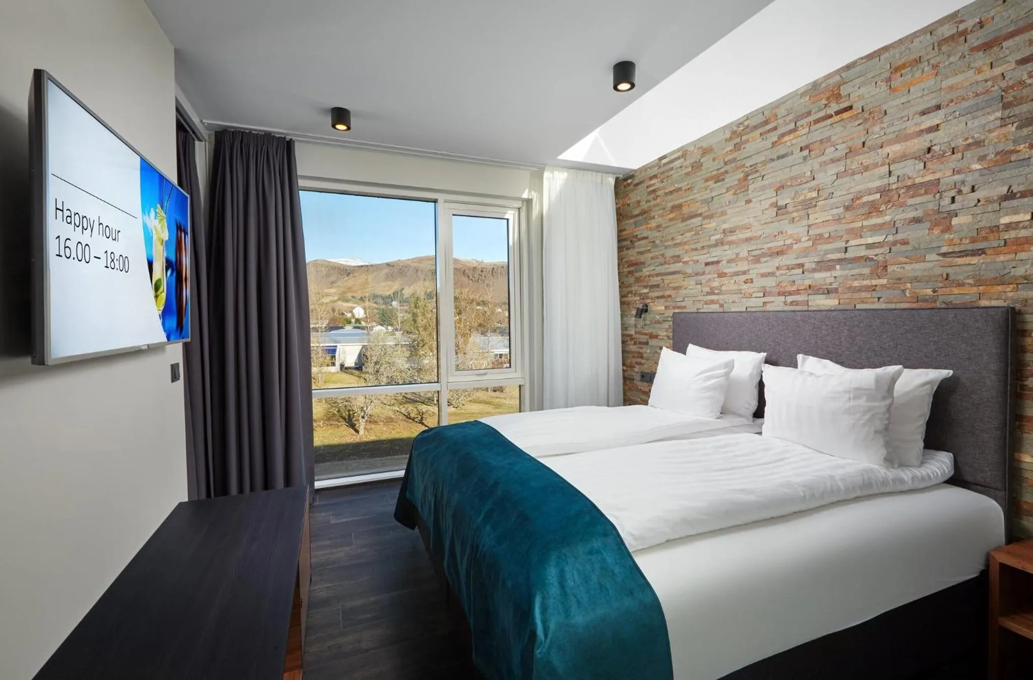 Bedroom, Bed in Hotel Örk